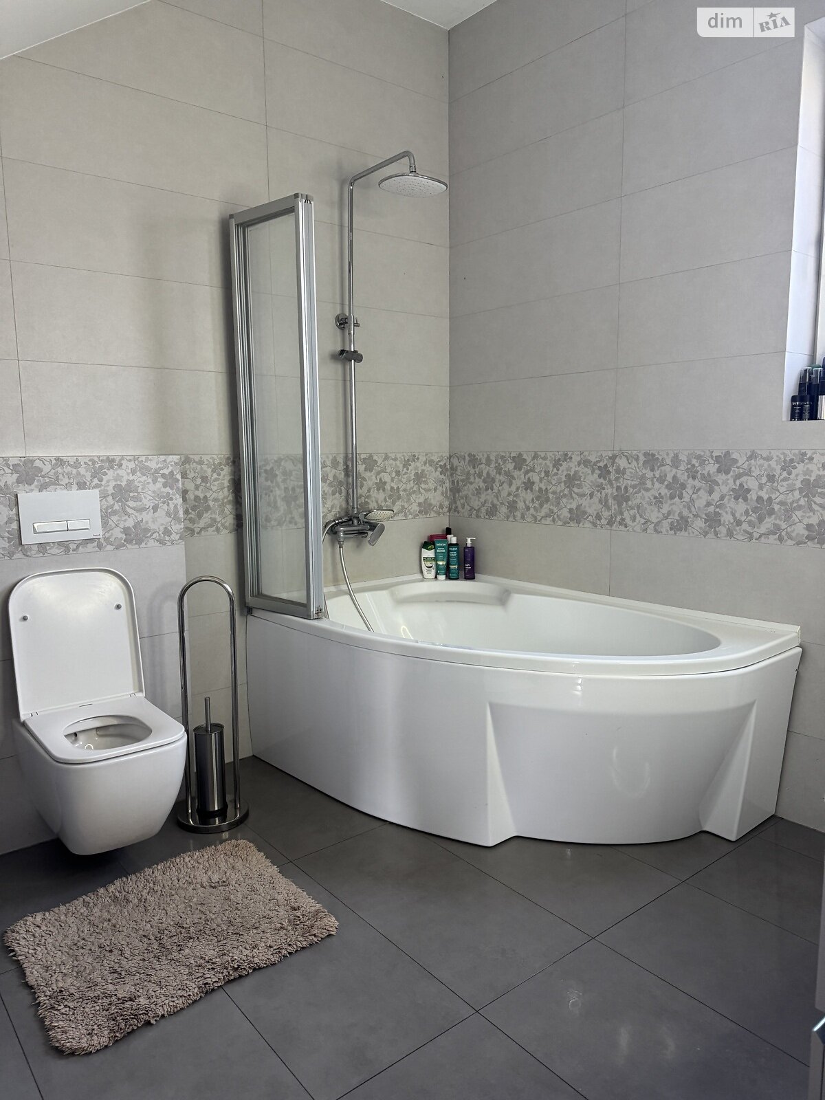 одноэтажный дом, 85 кв. м, кирпич. Сдается помесячно в Горенке фото 1 одноэтажный дом, 85 кв. м, кирпич. Сдается помесячно в Горенке фото 1