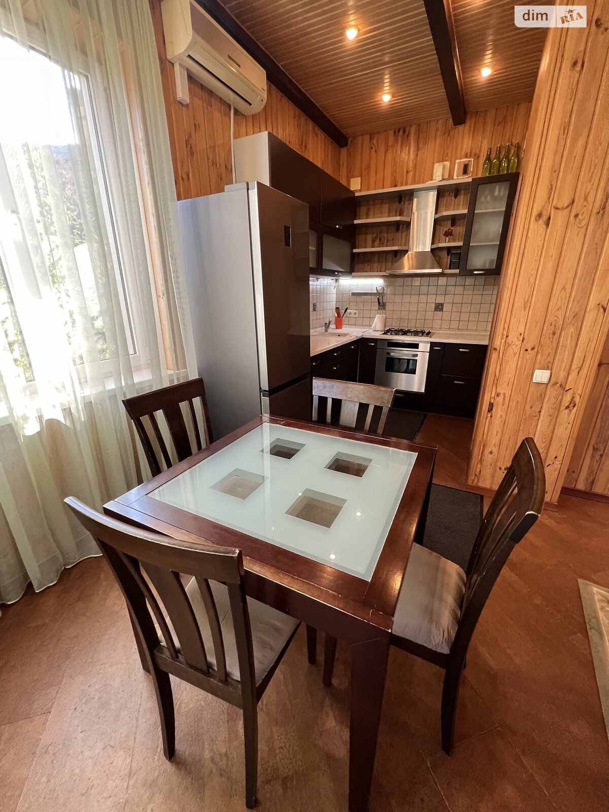 двухэтажный дом с гаражом, 160.8 кв. м, кирпич. Сдается помесячно в Гостомеле фото 1 двухэтажный дом с гаражом, 160.8 кв. м, кирпич. Сдается помесячно в Гостомеле фото 1