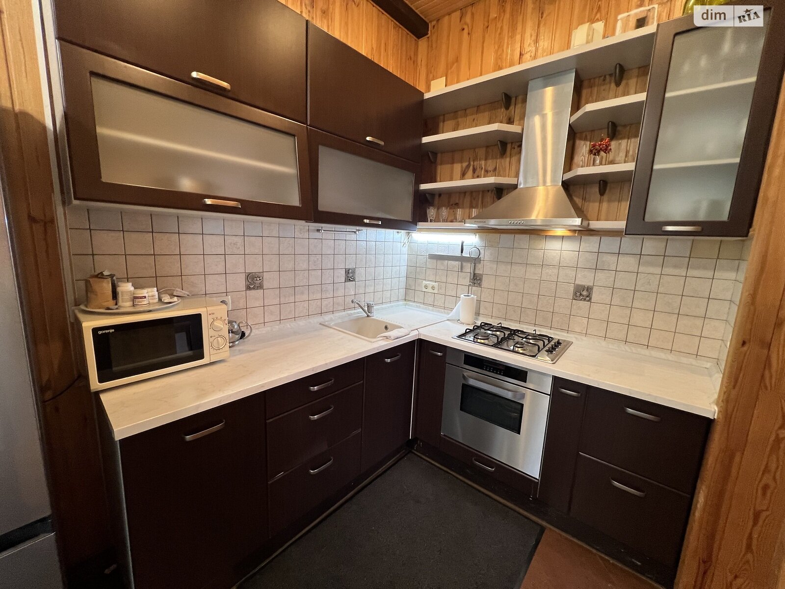 двухэтажный дом с гаражом, 160.8 кв. м, кирпич. Сдается помесячно в Гостомеле фото 1 двухэтажный дом с гаражом, 160.8 кв. м, кирпич. Сдается помесячно в Гостомеле фото 1