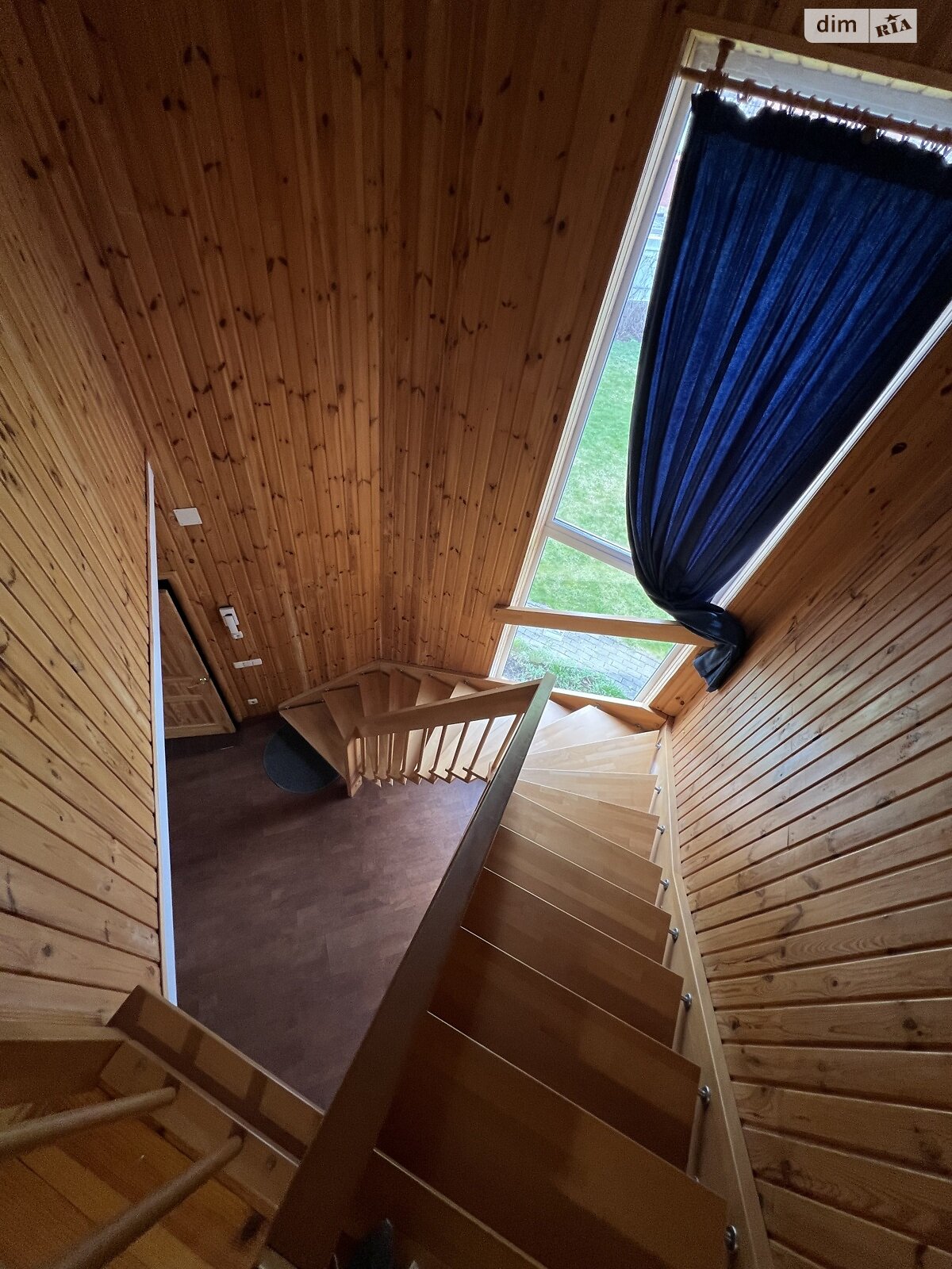 двухэтажный дом с гаражом, 160.8 кв. м, кирпич. Сдается помесячно в Гостомеле фото 1 двухэтажный дом с гаражом, 160.8 кв. м, кирпич. Сдается помесячно в Гостомеле фото 1