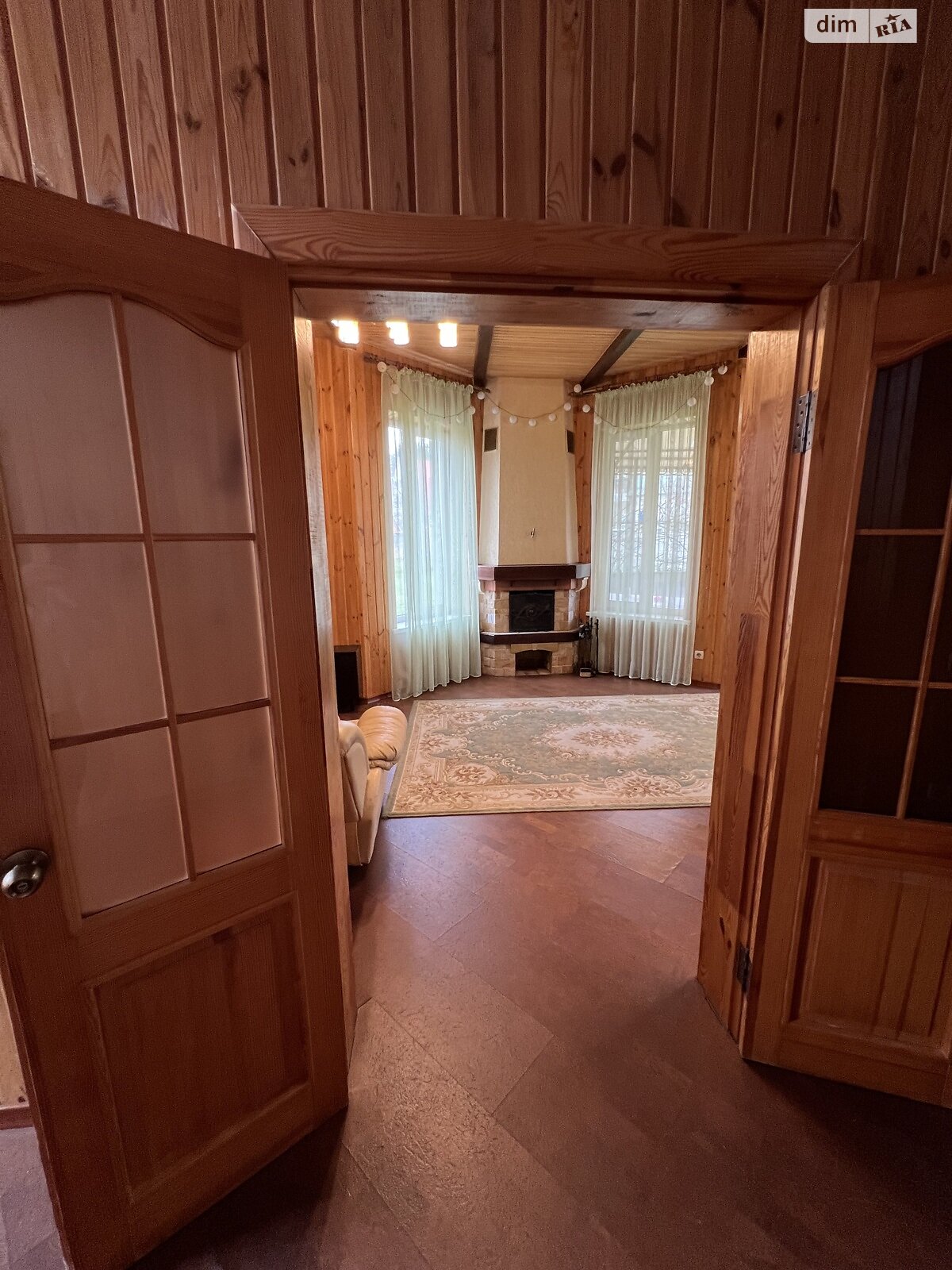 двухэтажный дом с гаражом, 160.8 кв. м, кирпич. Сдается помесячно в Гостомеле фото 1 двухэтажный дом с гаражом, 160.8 кв. м, кирпич. Сдается помесячно в Гостомеле фото 1