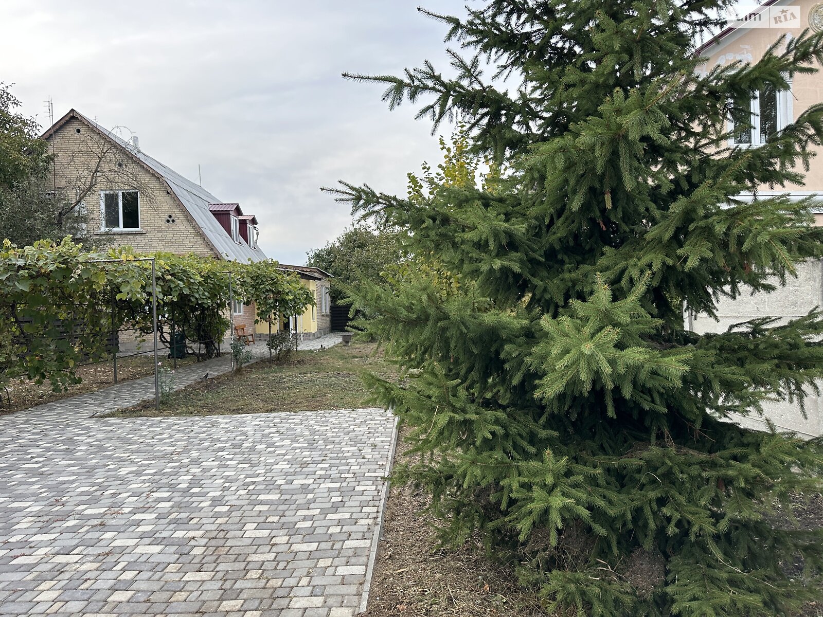 двухэтажный дом с балконом, 130 кв. м, кирпич. Сдается помесячно в Гостомеле фото 1 двухэтажный дом с балконом, 130 кв. м, кирпич. Сдается помесячно в Гостомеле фото 1