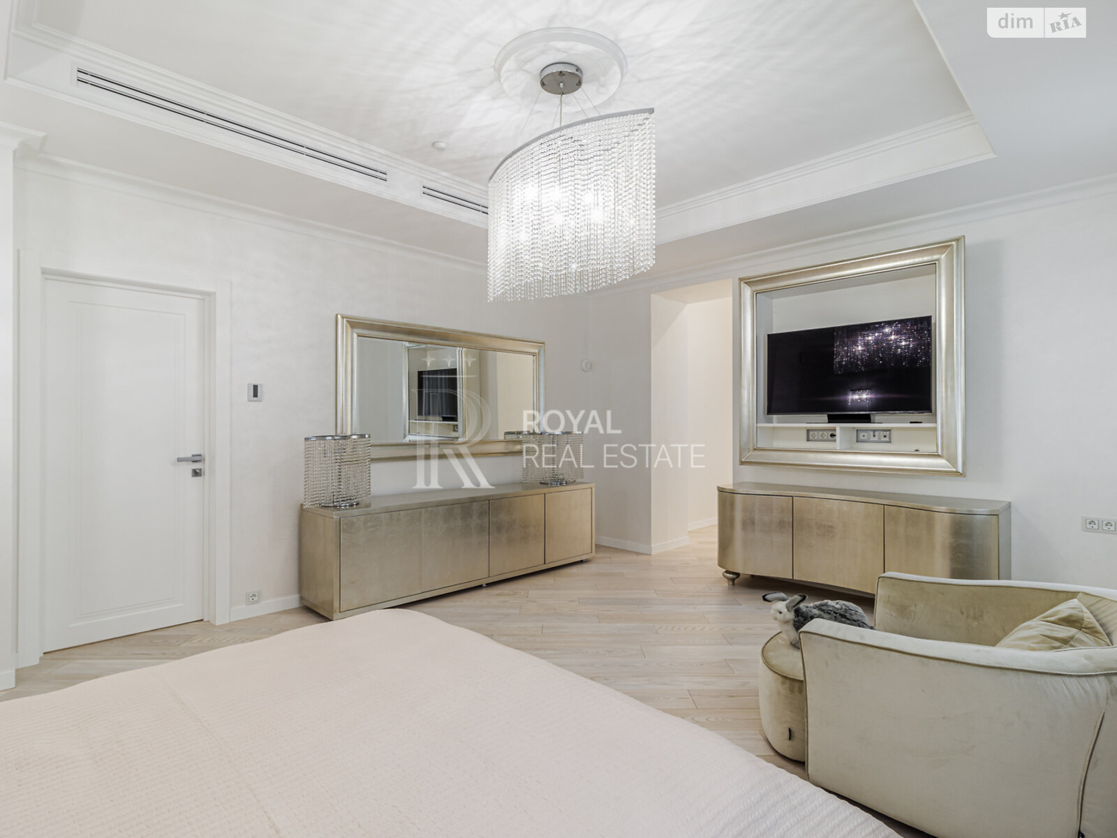 двухэтажный дом с верандой, 1000 кв. м, кирпич. Сдается помесячно в Гостомеле фото 1