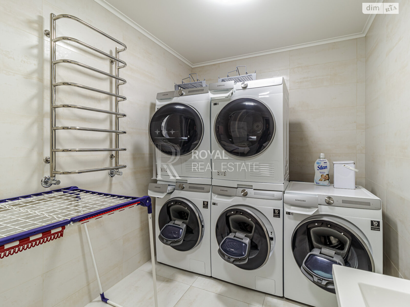 двухэтажный дом с верандой, 1000 кв. м, кирпич. Сдается помесячно в Гостомеле фото 1