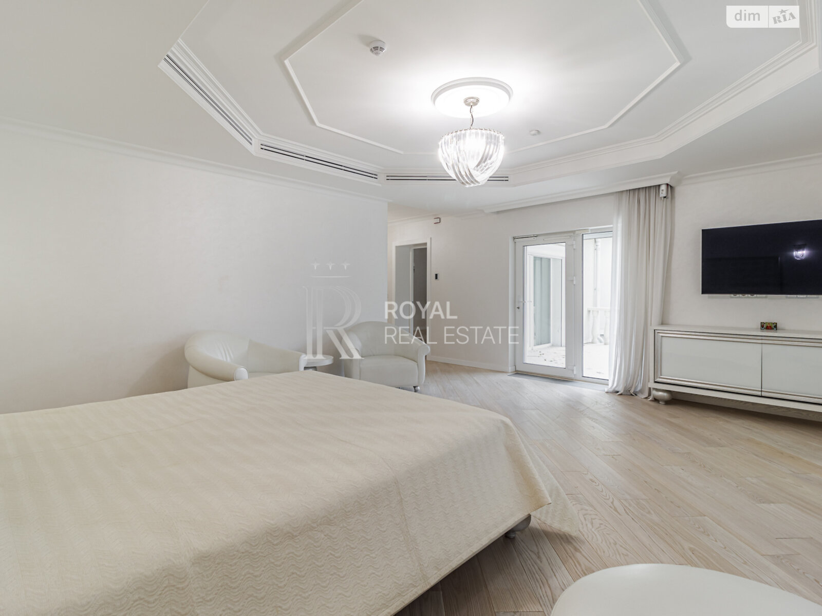 двухэтажный дом с верандой, 1000 кв. м, кирпич. Сдается помесячно в Гостомеле фото 1