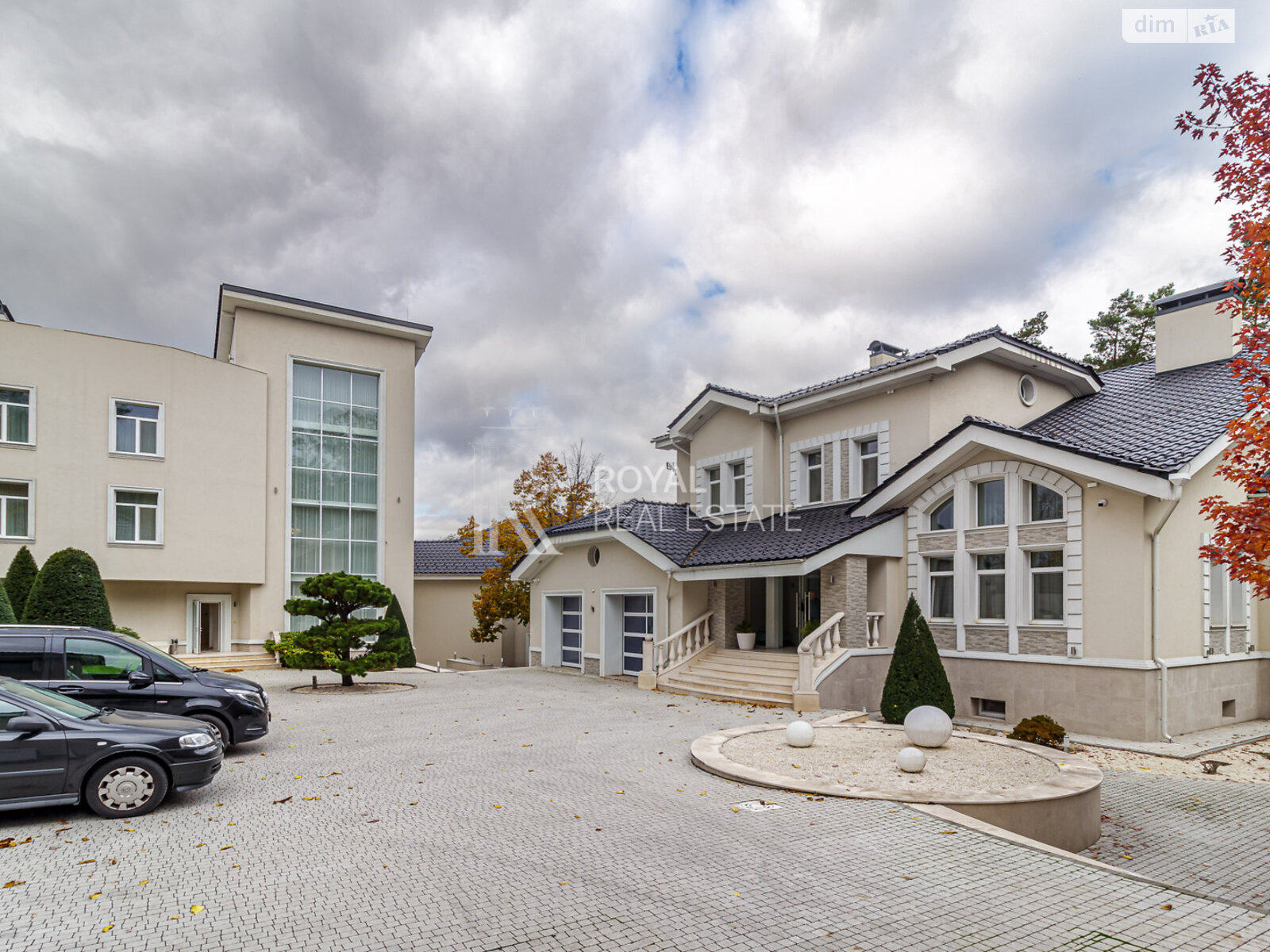 двухэтажный дом с верандой, 1000 кв. м, кирпич. Сдается помесячно в Гостомеле фото 1