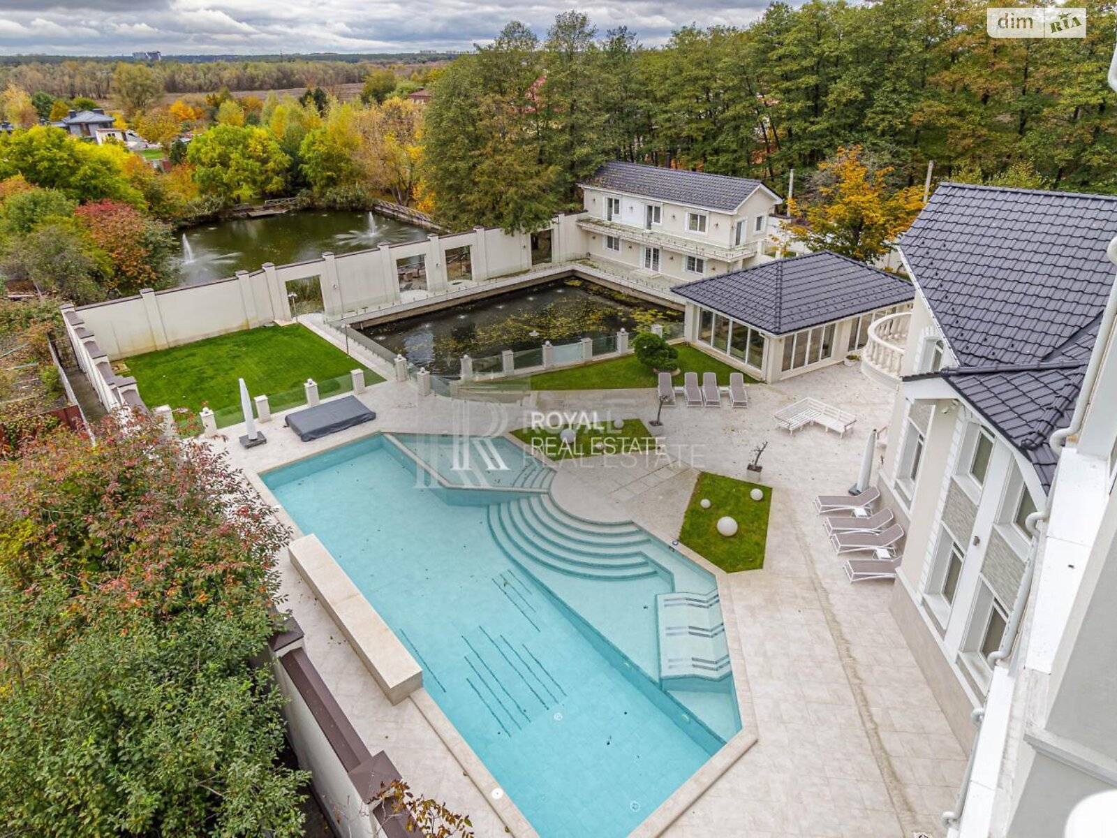 двухэтажный дом с верандой, 1000 кв. м, кирпич. Сдается помесячно в Гостомеле фото 1