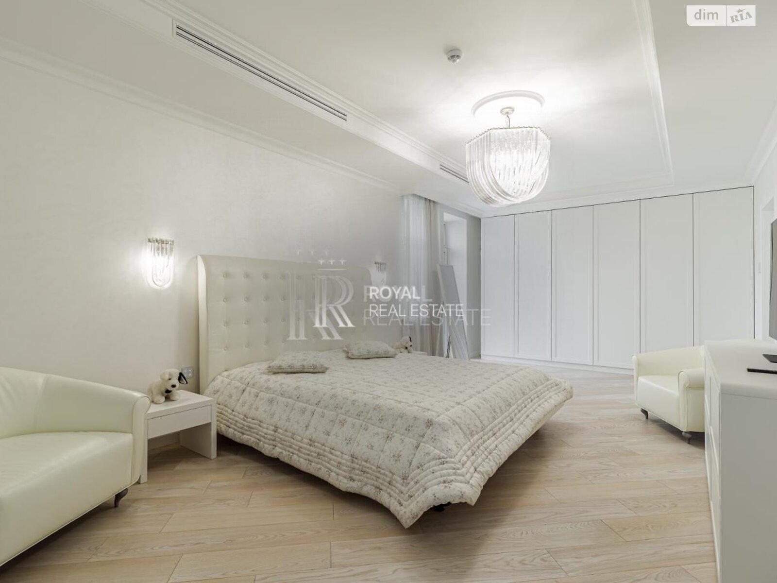 двухэтажный дом с верандой, 1000 кв. м, кирпич. Сдается помесячно в Гостомеле фото 1