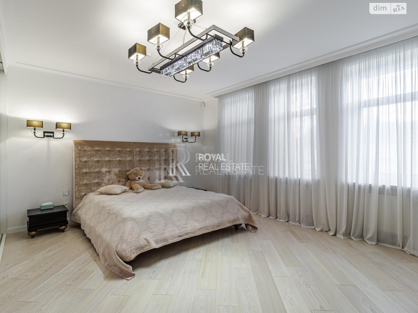 двухэтажный дом с верандой, 1000 кв. м, кирпич. Сдается помесячно в Гостомеле фото 1