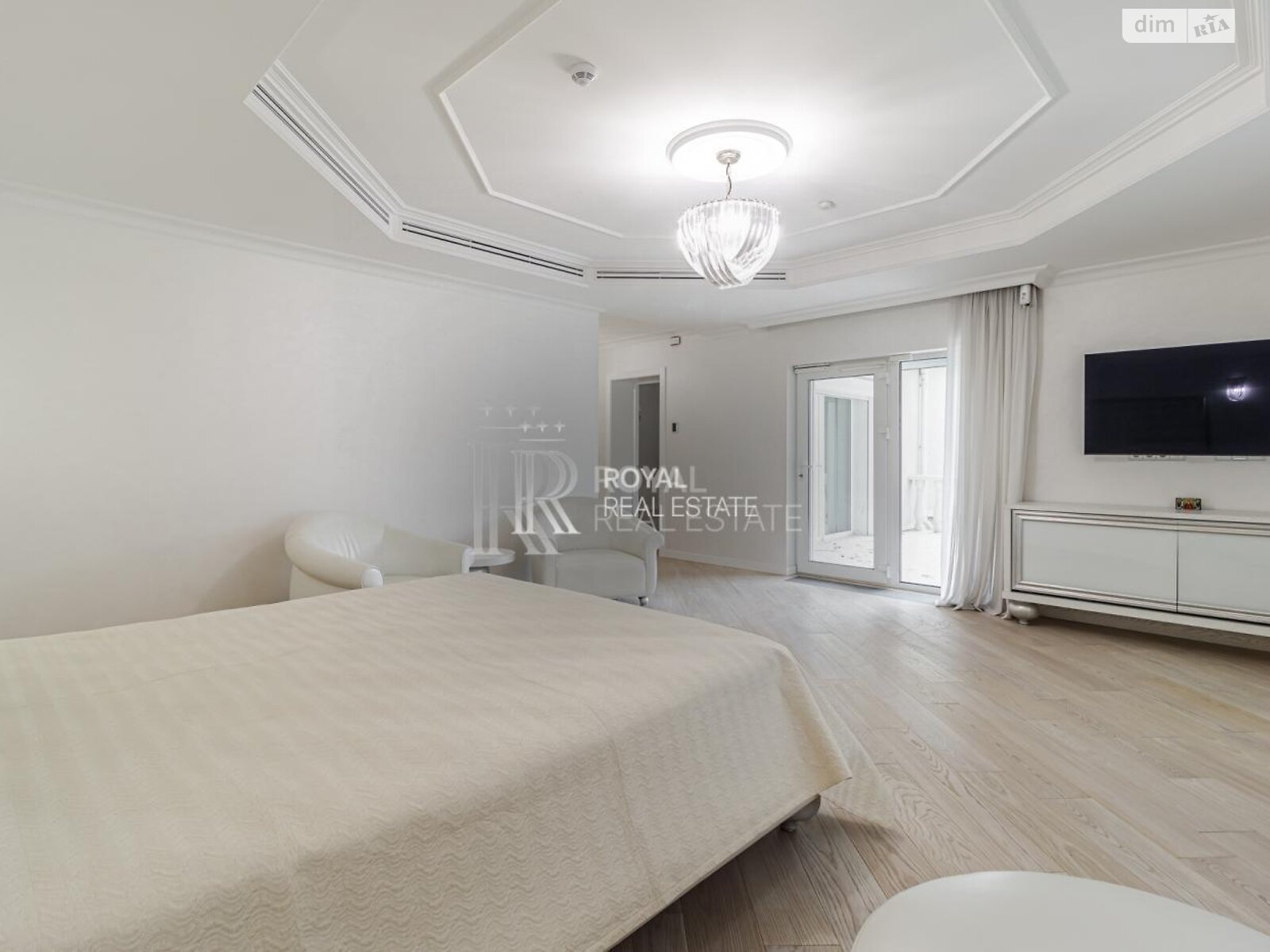 двухэтажный дом с верандой, 1000 кв. м, кирпич. Сдается помесячно в Гостомеле фото 1