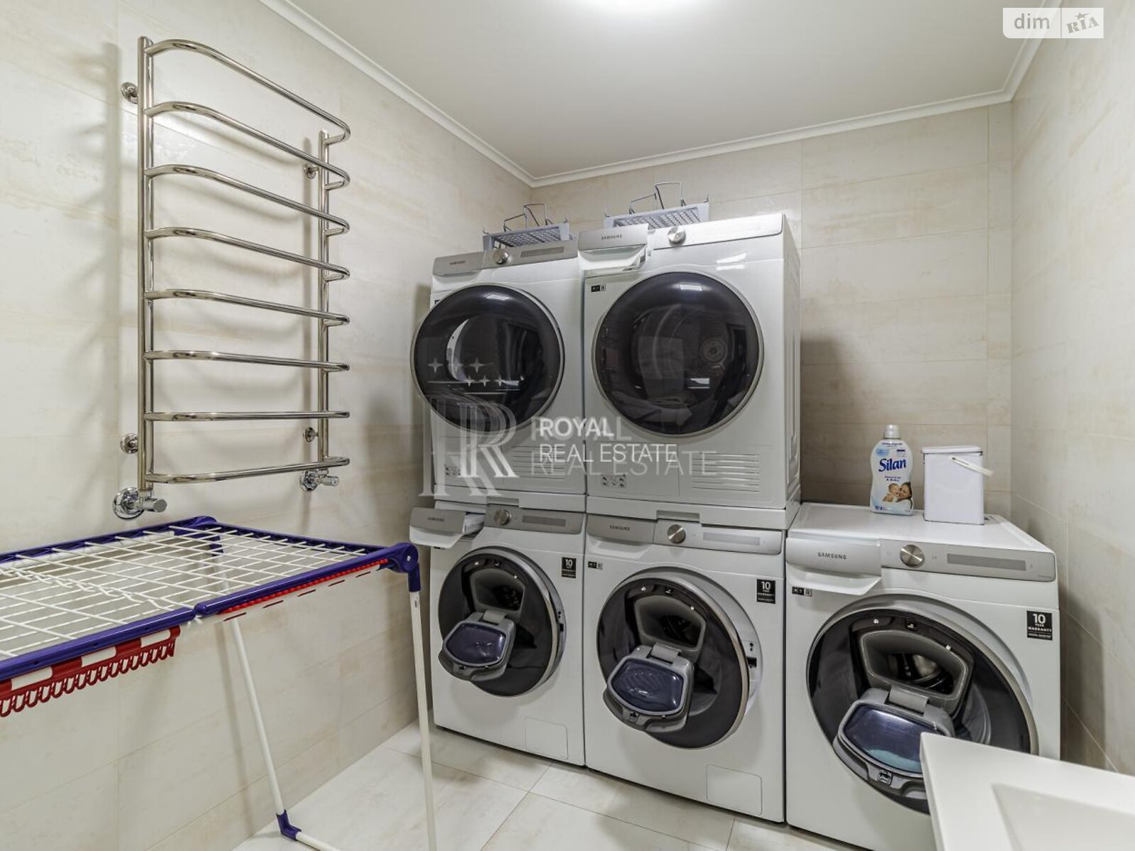 двухэтажный дом с верандой, 1000 кв. м, кирпич. Сдается помесячно в Гостомеле фото 1