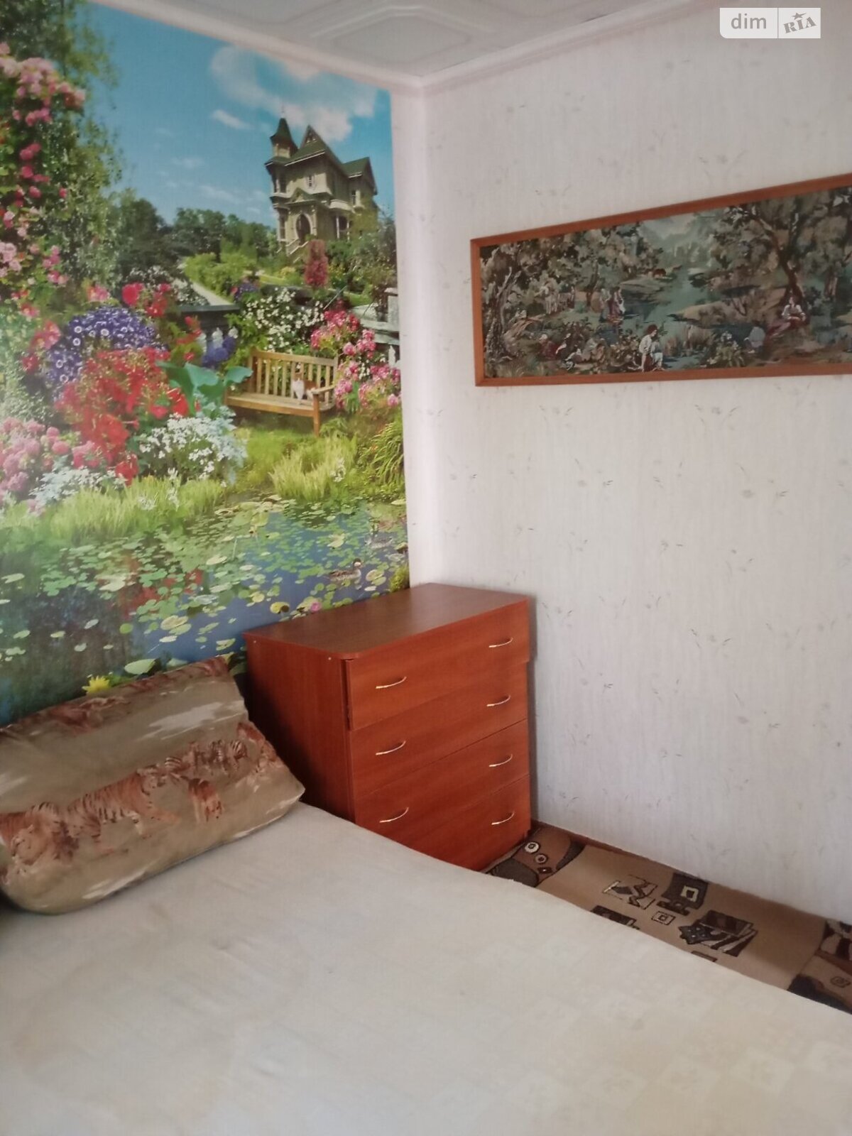 трехэтажный дом с гаражом, 111.7 кв. м, кирпич. Сдается помесячно в Халепье фото 1 трехэтажный дом с гаражом, 111.7 кв. м, кирпич. Сдается помесячно в Халепье фото 1
