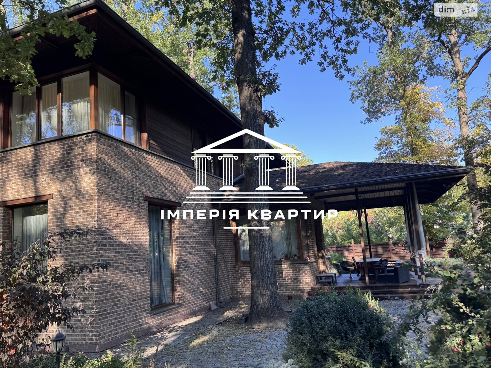 двухэтажный дом с гаражом, 300 кв. м, кирпич. Сдается помесячно в Харькове фото 1 двухэтажный дом с гаражом, 300 кв. м, кирпич. Сдается помесячно в Харькове фото 1