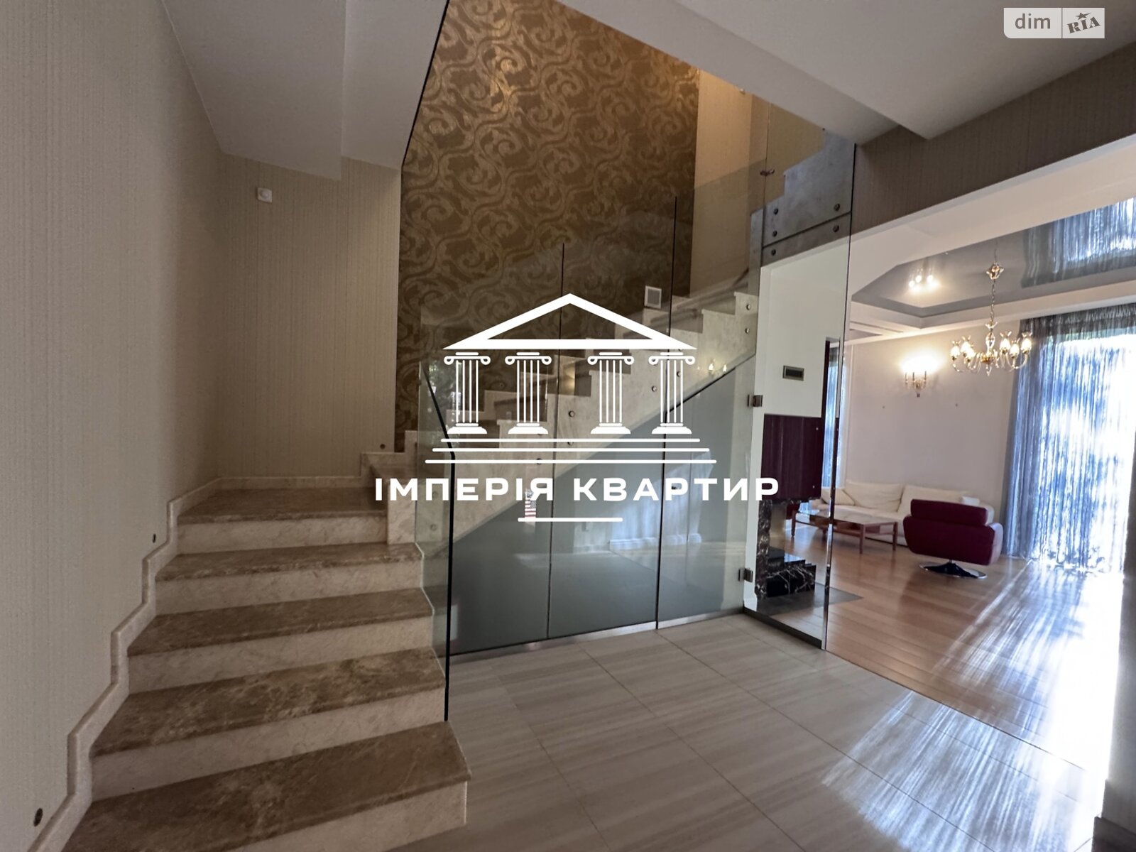 двухэтажный дом с гаражом, 300 кв. м, кирпич. Сдается помесячно в Харькове фото 1 двухэтажный дом с гаражом, 300 кв. м, кирпич. Сдается помесячно в Харькове фото 1