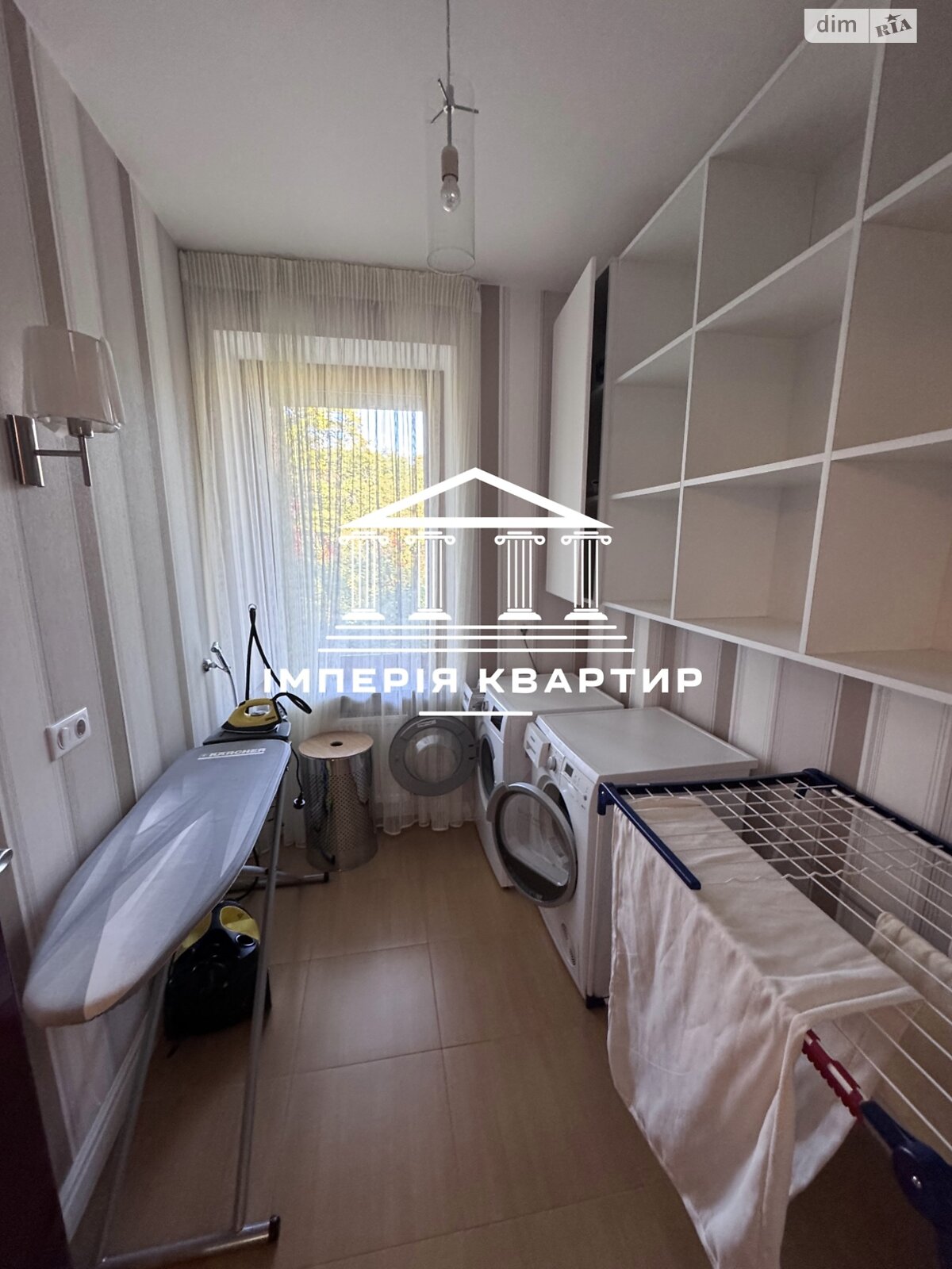 двухэтажный дом с гаражом, 300 кв. м, кирпич. Сдается помесячно в Харькове фото 1 двухэтажный дом с гаражом, 300 кв. м, кирпич. Сдается помесячно в Харькове фото 1