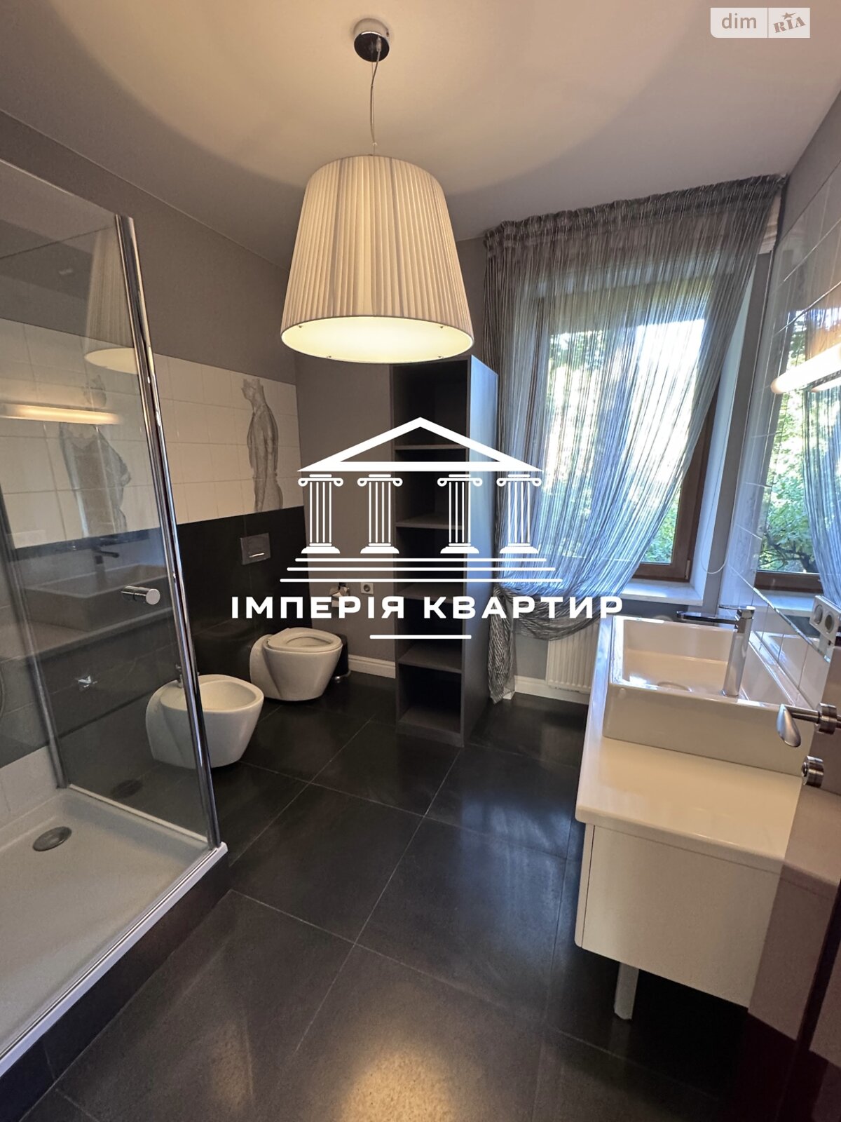 двухэтажный дом с гаражом, 300 кв. м, кирпич. Сдается помесячно в Харькове фото 1 двухэтажный дом с гаражом, 300 кв. м, кирпич. Сдается помесячно в Харькове фото 1