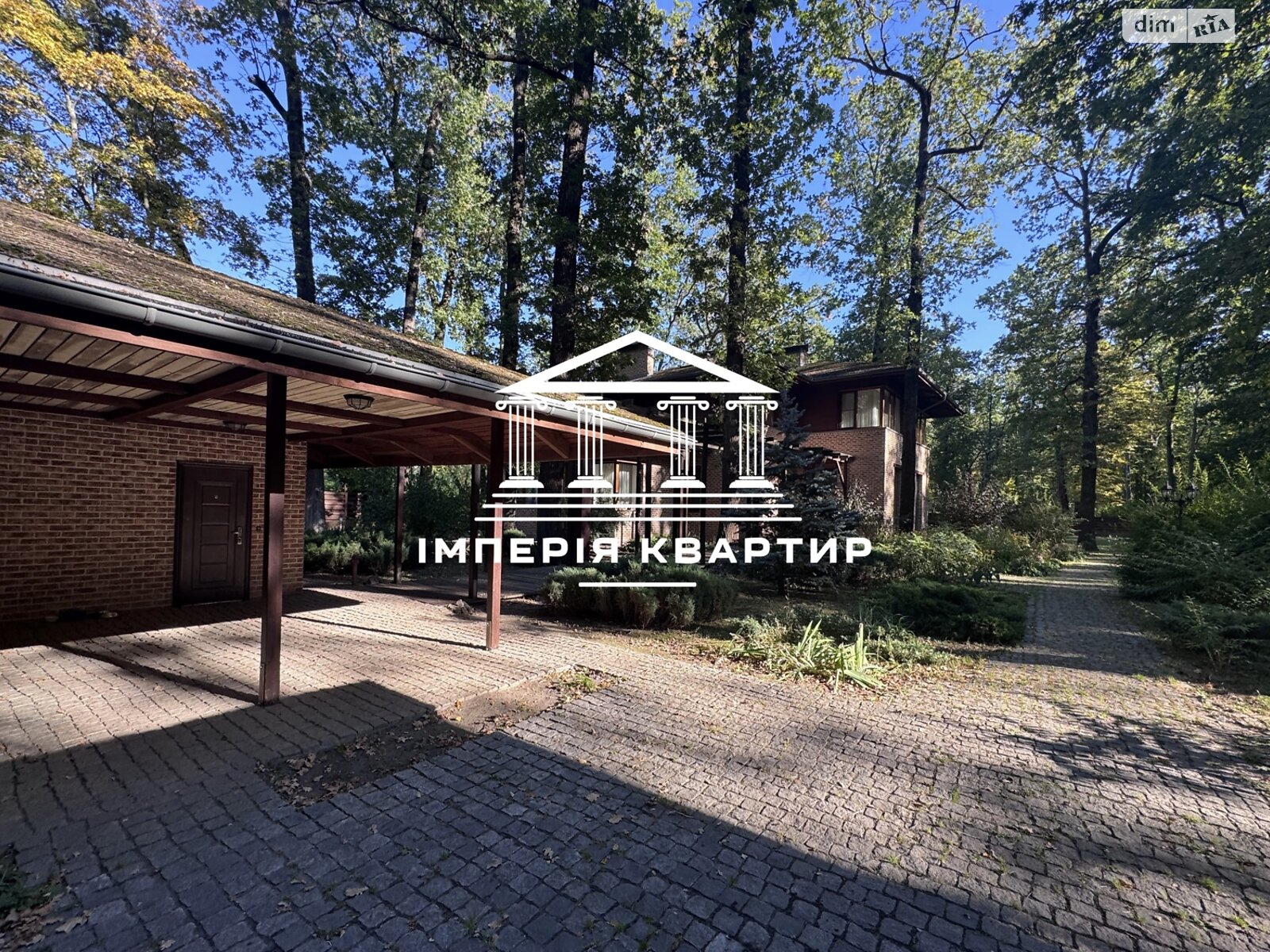 двухэтажный дом с гаражом, 300 кв. м, кирпич. Сдается помесячно в Харькове фото 1 двухэтажный дом с гаражом, 300 кв. м, кирпич. Сдается помесячно в Харькове фото 1