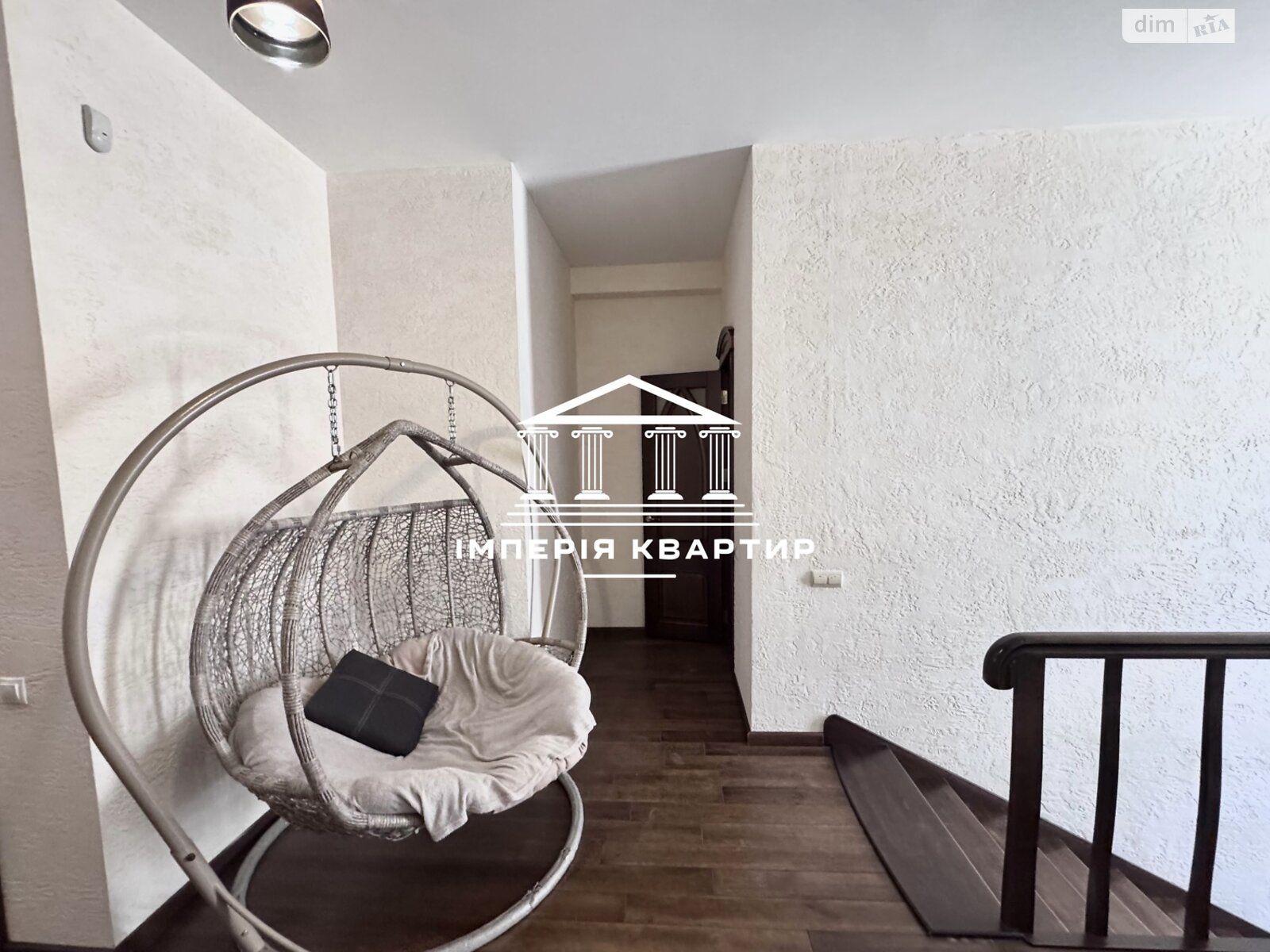 двоповерховий будинок з верандою, 300 кв. м, цегла. Здається помісячно в Харкові, в районі Холодногірський фото 1 двопроверховий будинок з верандою, 300 кв. м, цегла. Здається помісячно в Харкові, в районі Холодногірський фото 1