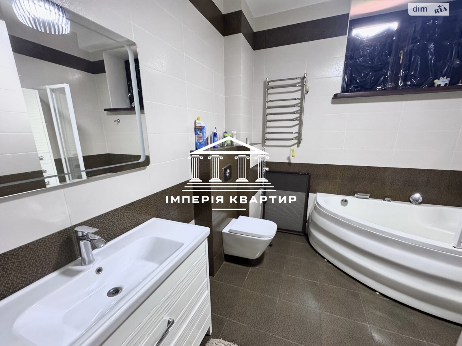 двоповерховий будинок з верандою, 300 кв. м, цегла. Здається помісячно в Харкові, в районі Холодногірський фото 1 двопроверховий будинок з верандою, 300 кв. м, цегла. Здається помісячно в Харкові, в районі Холодногірський фото 1