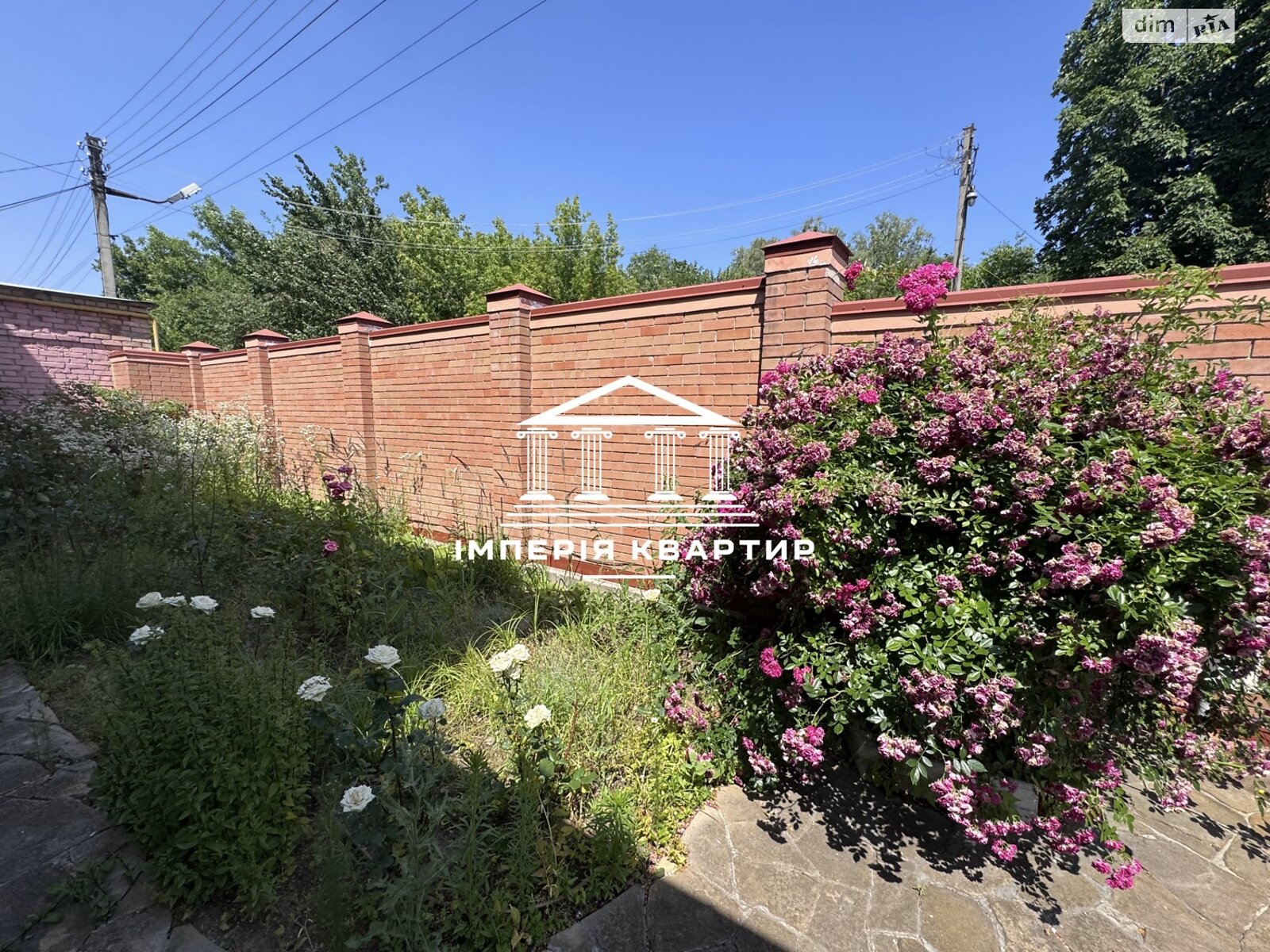 двоповерховий будинок з верандою, 300 кв. м, цегла. Здається помісячно в Харкові, в районі Холодногірський фото 1 двопроверховий будинок з верандою, 300 кв. м, цегла. Здається помісячно в Харкові, в районі Холодногірський фото 1