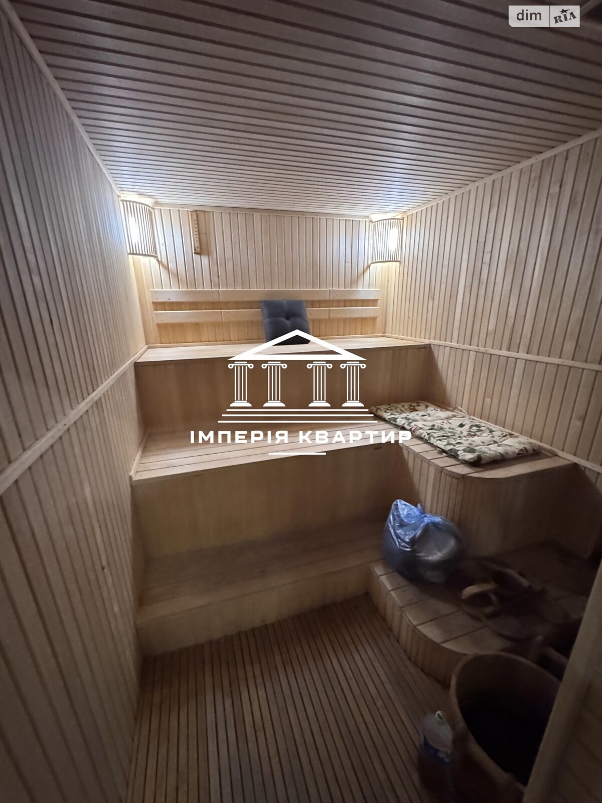 двоповерховий будинок з верандою, 300 кв. м, цегла. Здається помісячно в Харкові, в районі Холодногірський фото 1 двопроверховий будинок з верандою, 300 кв. м, цегла. Здається помісячно в Харкові, в районі Холодногірський фото 1