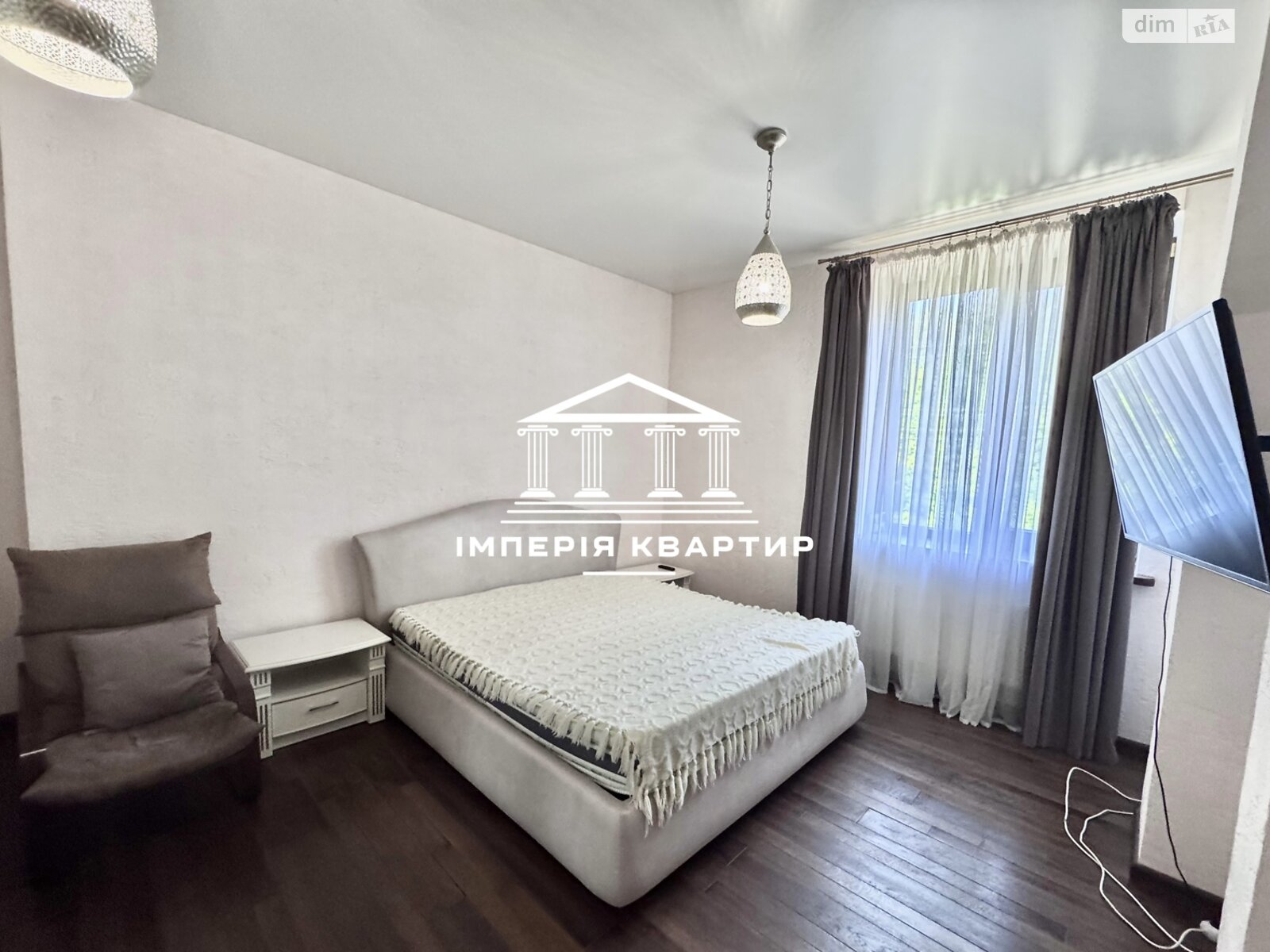 двоповерховий будинок з верандою, 300 кв. м, цегла. Здається помісячно в Харкові, в районі Холодногірський фото 1 двопроверховий будинок з верандою, 300 кв. м, цегла. Здається помісячно в Харкові, в районі Холодногірський фото 1