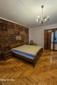 двухэтажный дом, 200 кв. м, кирпич. Сдается помесячно в Харькове, в районе Ново-Западный фото 2