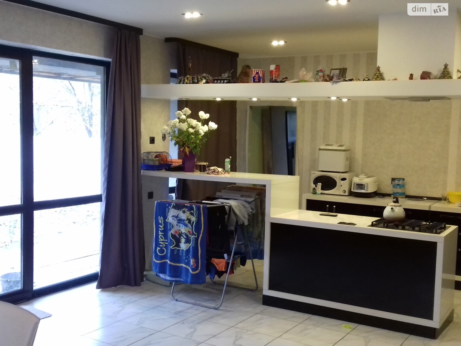 двоповерховий будинок з гаражем, 239.1 кв. м, цегла. Здається помісячно в Харкові, в районі Роганський фото 1 двопроверховий будинок з гаражем, 239.1 кв. м, цегла. Здається помісячно в Харкові, в районі Роганський фото 1