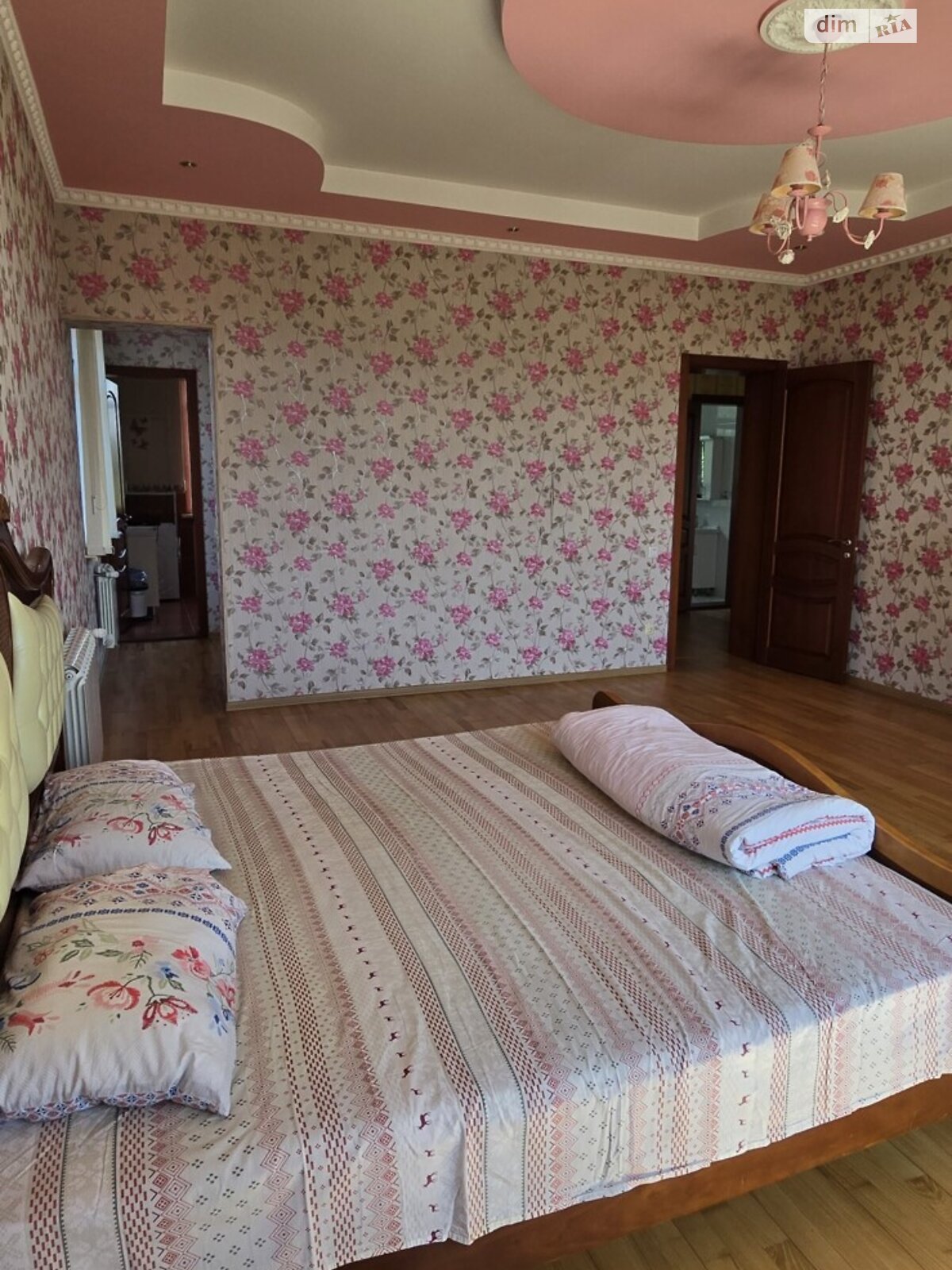 двухэтажный дом с гаражом, 341 кв. м, кирпич. Сдается помесячно в Харькове, в районе Салтовка фото 1 двухэтажный дом с гаражом, 341 кв. м, кирпич. Сдается помесячно в Харькове, в районе Салтовка фото 1