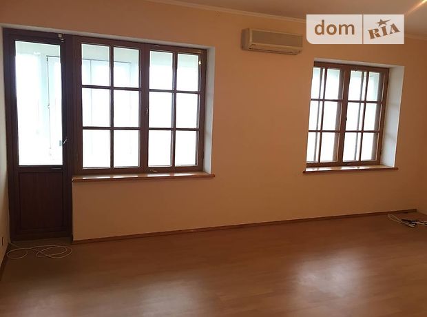 двухэтажный дом с камином, 270 кв. м, ракушечник (ракушняк). Сдается помесячно в Херсоне, в районе Забалка фото 1 двухэтажный дом с камином, 270 кв. м, ракушечник (ракушняк). Сдается помесячно в Херсоне, в районе Забалка фото 1
