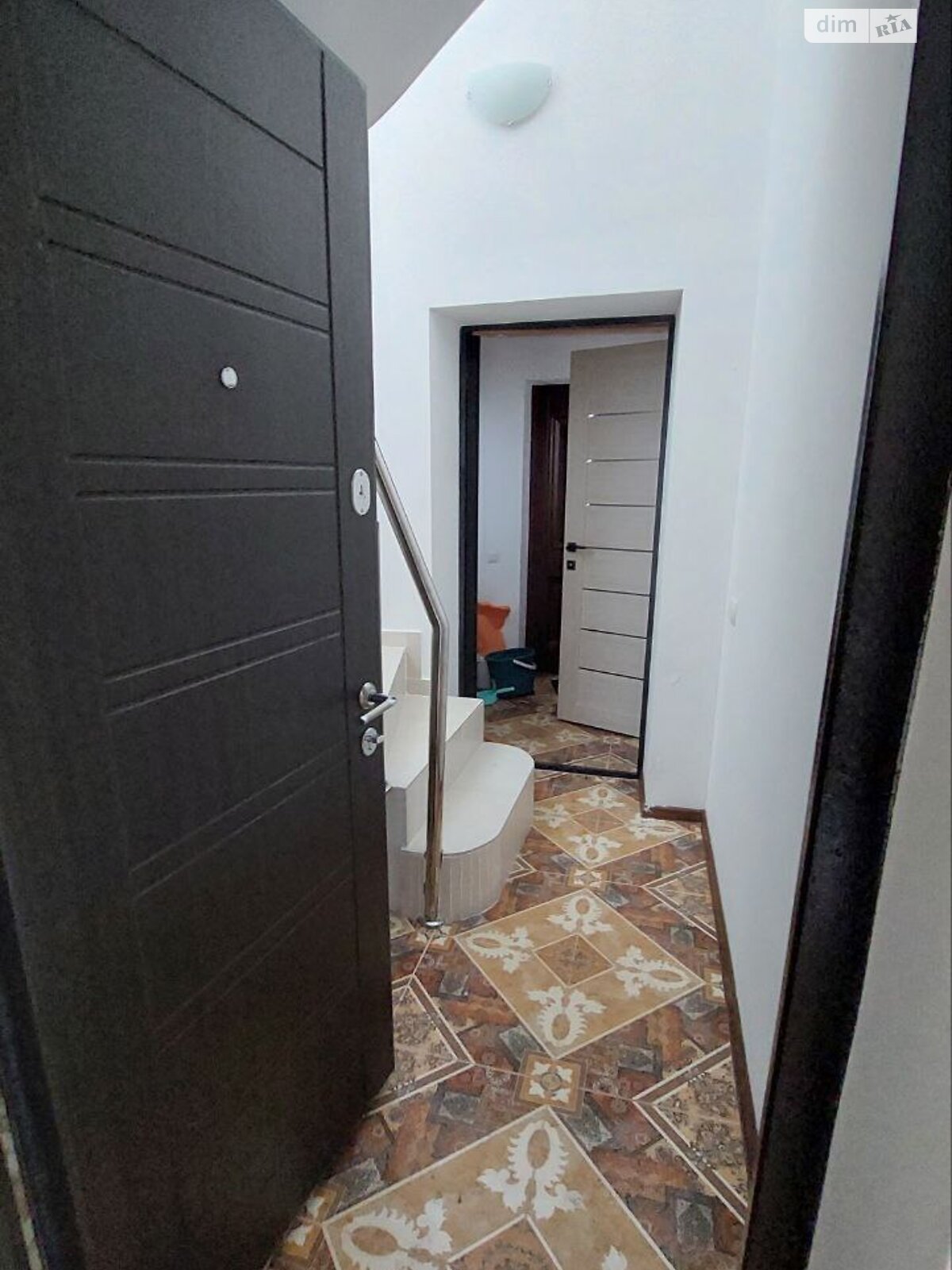 двоповерховий будинок, 160 кв. м, кирпич. Здається помісячно в Хмельницькому, в районі Автовокзал №1 фото 1 двопроверховий будинок, 160 кв. м, кирпич. Здається помісячно в Хмельницькому, в районі Автовокзал №1 фото 1