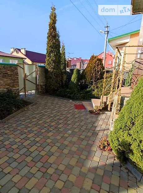 двухэтажный дом с балконом, 170 кв. м, кирпич. Сдается помесячно в Хмельницком, в районе Дивокрай фото 1 двухэтажный дом с балконом, 170 кв. м, кирпич. Сдается помесячно в Хмельницком, в районе Дивокрай фото 1