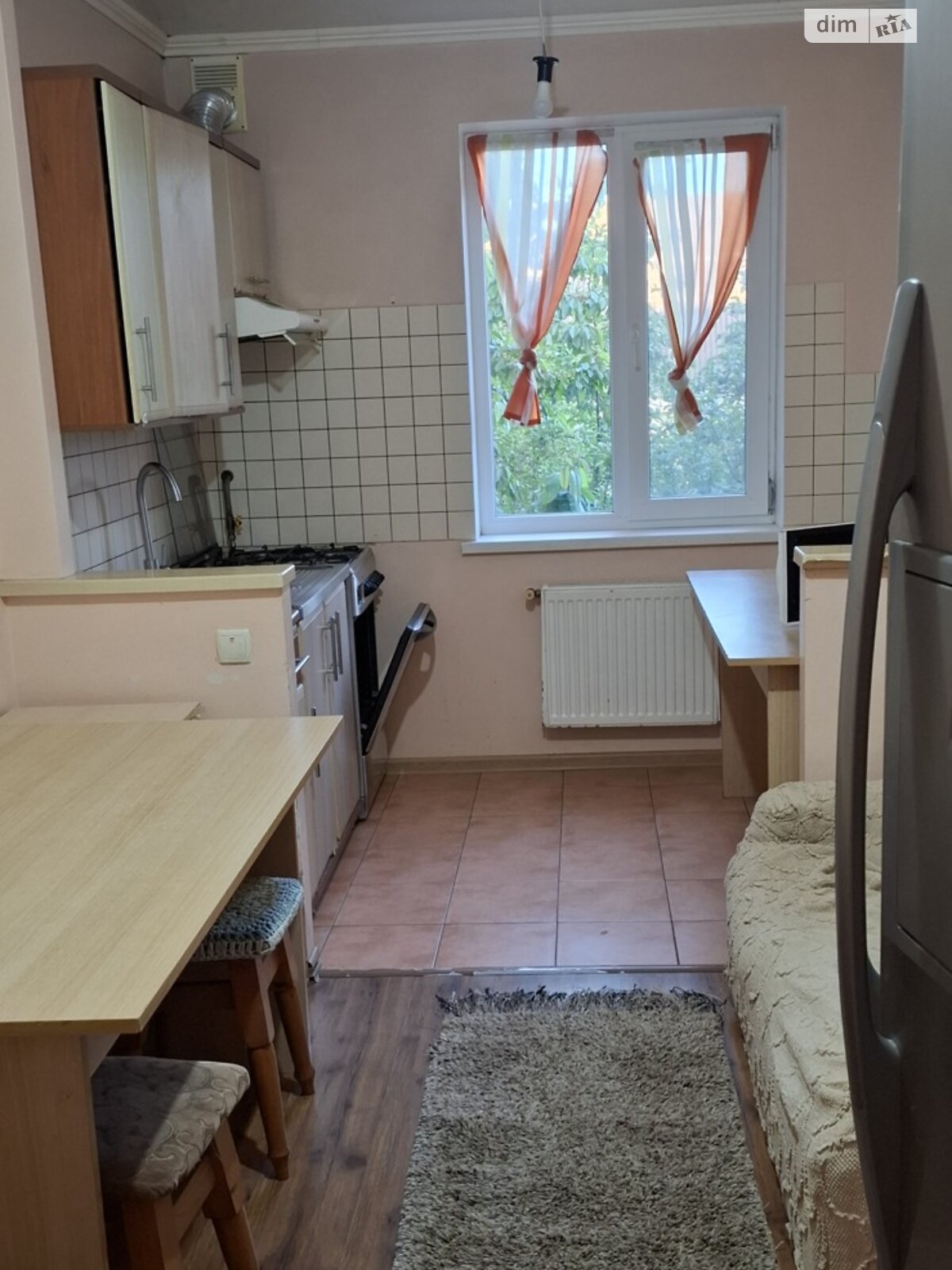 двоповерховий будинок з гаражем, 70 кв. м, цегла. Здається помісячно в Хмельницькому, в районі Гречани дальні фото 1 двопроверховий будинок з гаражем, 70 кв. м, цегла. Здається помісячно в Хмельницькому, в районі Гречани дальні фото 1