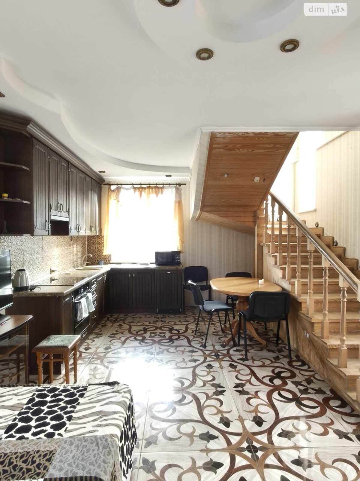 двухэтажный дом, 80 кв. м, кирпич. Сдается помесячно в Хмельницком, в районе Гречаны фото 1 двухэтажный дом, 80 кв. м, кирпич. Сдается помесячно в Хмельницком, в районе Гречаны фото 1