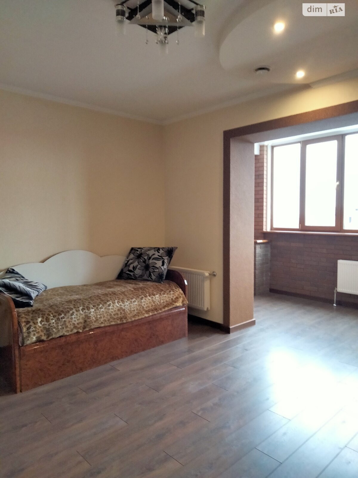 двопроверховий будинок, 320 кв. м, кирпич. Здається помісячно в Хмельницькому, в районі Гречани фото 1