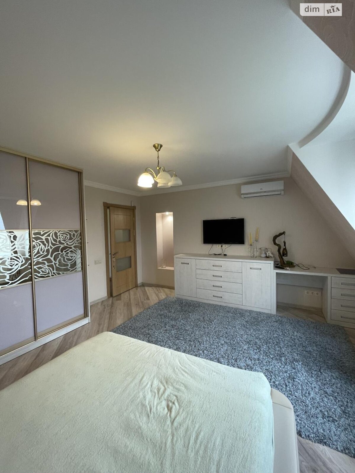 однопроверховий будинок з гаражем, 96 кв. м, цегла. Здається помісячно в Хмельницькому, в районі Книжківці фото 1