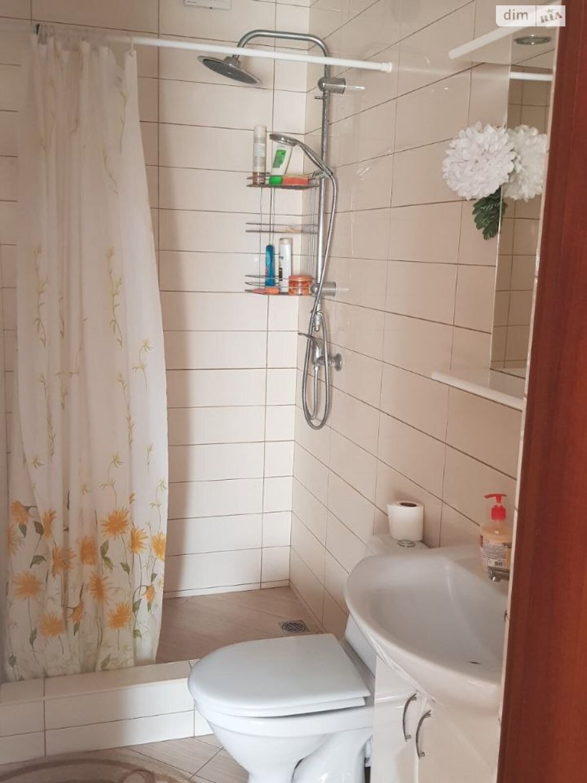 двухэтажный дом, 120 кв. м, кирпич. Сдается помесячно в Хмельницком, в районе Лезневое фото 1 двухэтажный дом, 120 кв. м, кирпич. Сдается помесячно в Хмельницком, в районе Лезневое фото 1