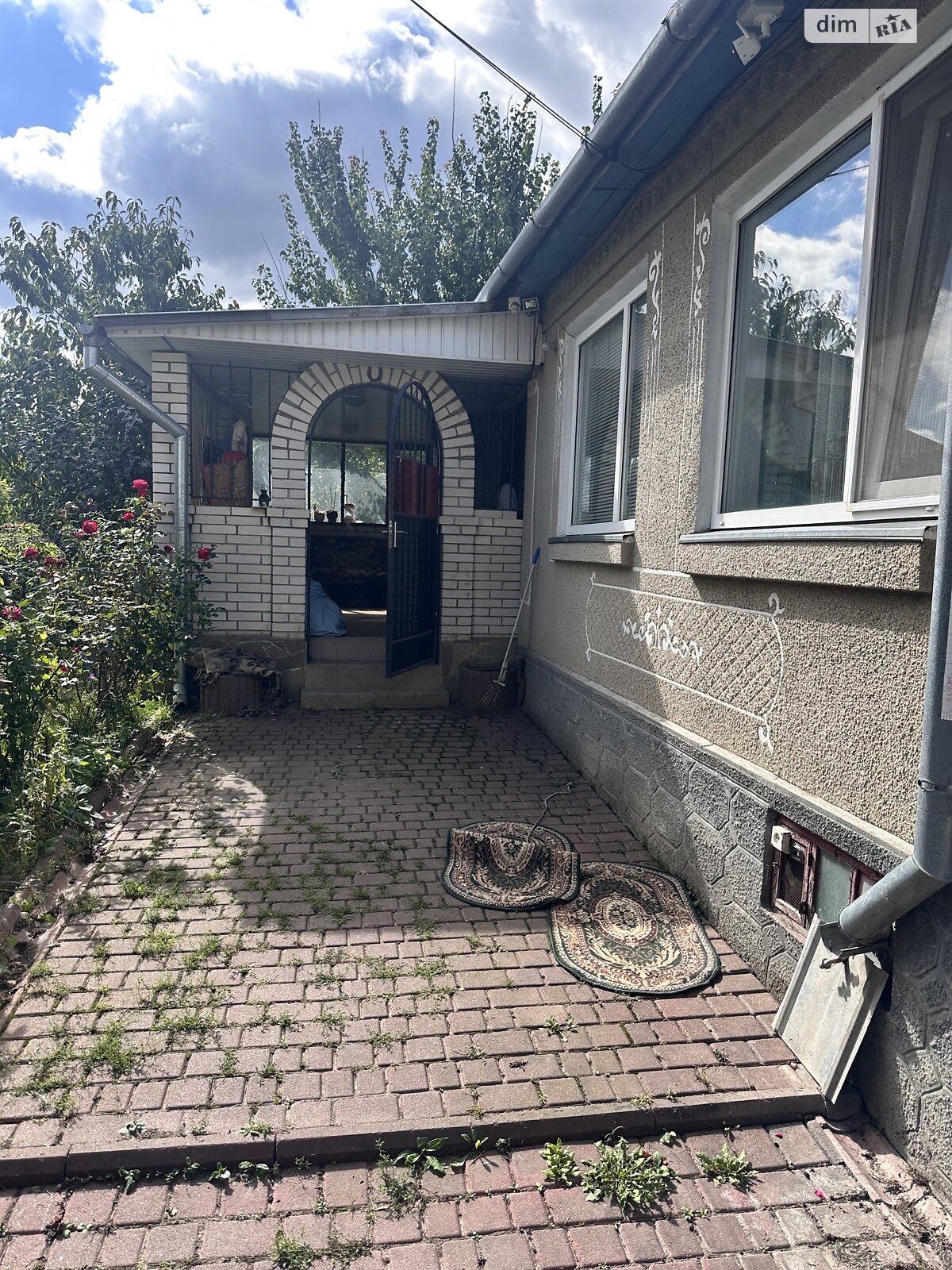 одноповерховий будинок, 118 кв. м, кирпич. Здається помісячно в Хмельницькому, в районі Лезневе фото 1 однопроверховий будинок, 118 кв. м, кирпич. Здається помісячно в Хмельницькому, в районі Лезневе фото 1