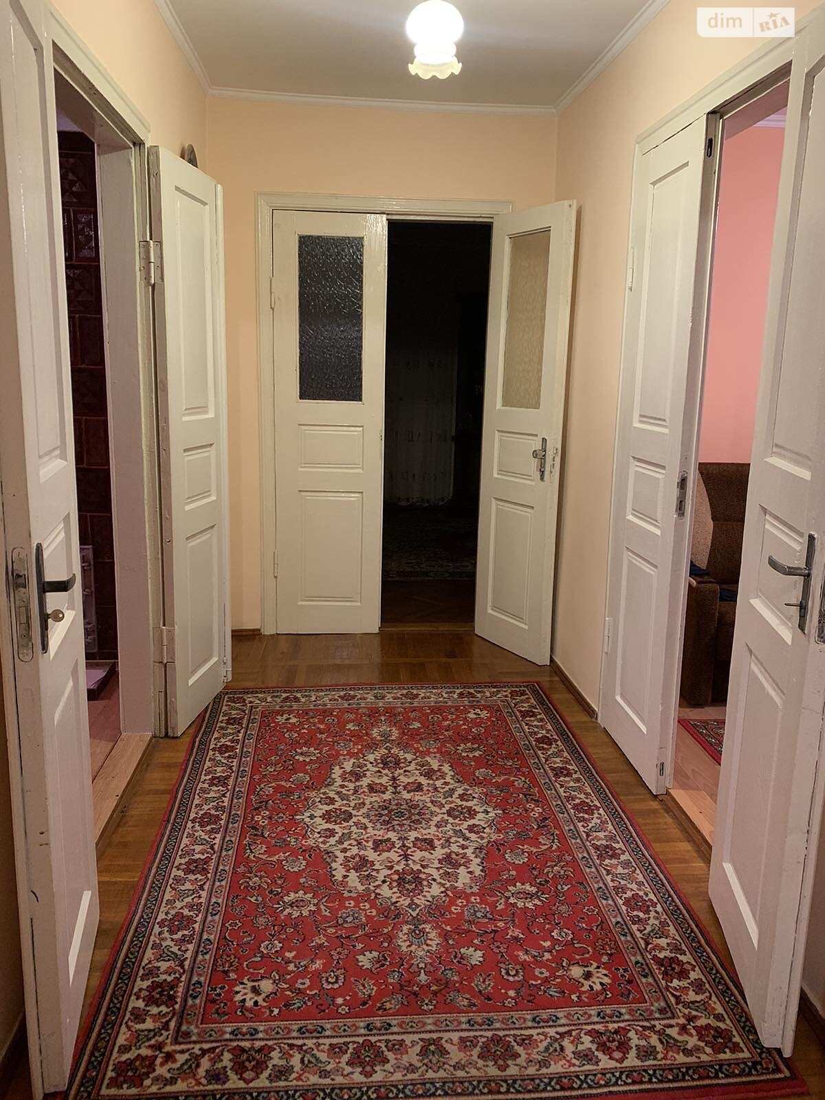 одноповерховий будинок, 118 кв. м, кирпич. Здається помісячно в Хмельницькому, в районі Лезневе фото 1 однопроверховий будинок, 118 кв. м, кирпич. Здається помісячно в Хмельницькому, в районі Лезневе фото 1