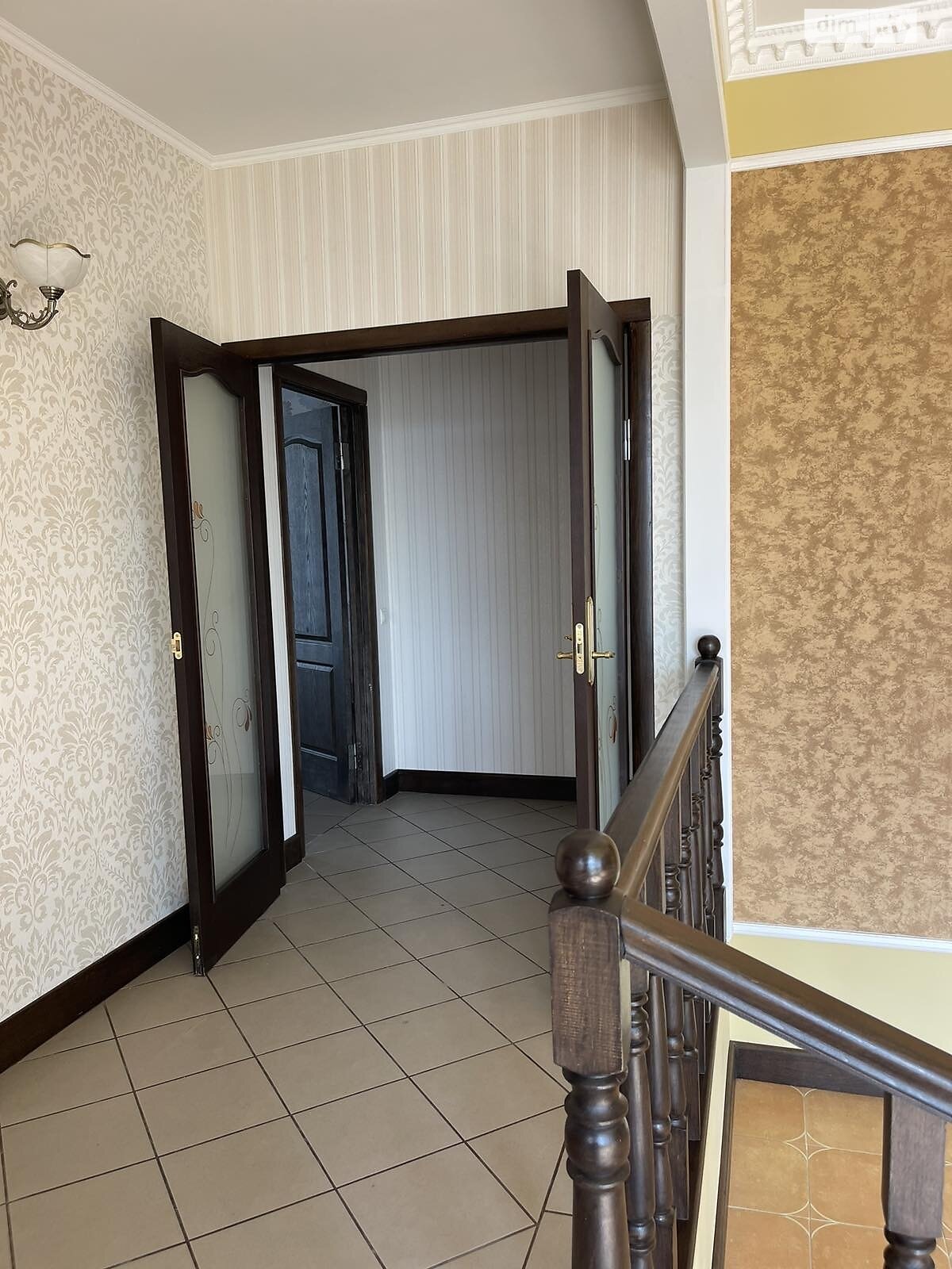 одноэтажный дом, 124 кв. м, кирпич. Сдается помесячно в Хмельницком, в районе Лезневое фото 1 одноэтажный дом, 124 кв. м, кирпич. Сдается помесячно в Хмельницком, в районе Лезневое фото 1