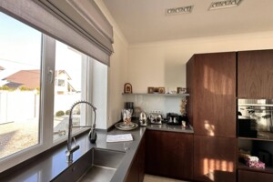 двухэтажный дом с балконом, 237.7 кв. м, кирпич. Сдается помесячно в Хмельницком, в районе Молодёжный фото 2 двухэтажный дом с балконом, 237.7 кв. м, кирпич. Сдается помесячно в Хмельницком, в районе Молодёжный фото 2