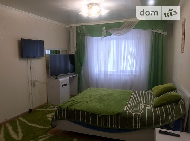 двоповерховий таунхаус з каміном, 220 кв. м, цегла. Здається помісячно в Хмельницькому, в районі Озерна фото 1 двопроверховий таунхаус з каміном, 220 кв. м, цегла. Здається помісячно в Хмельницькому, в районі Озерна фото 1