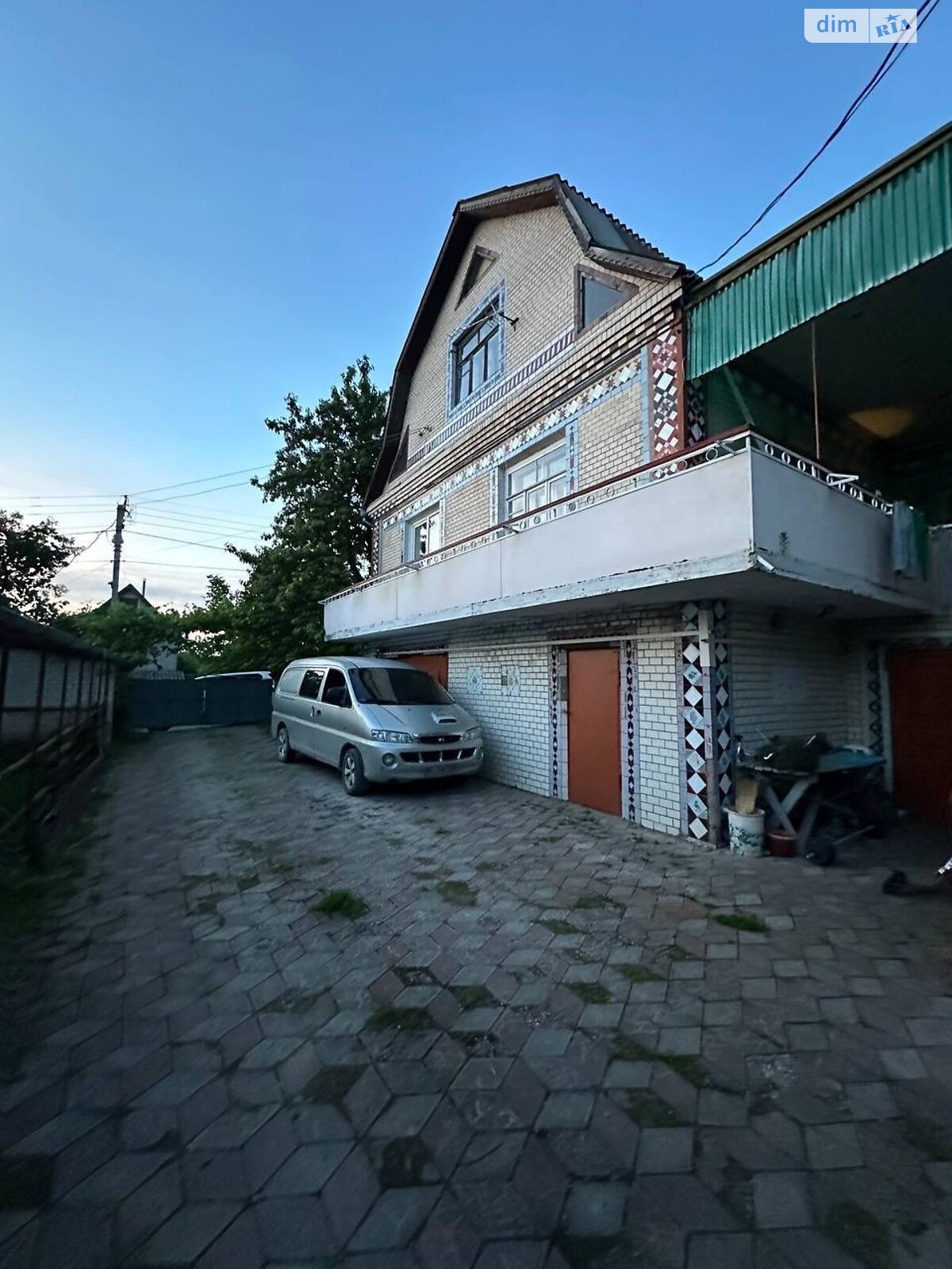 одноэтажный дом с гаражом, 110 кв. м, кирпич. Сдается помесячно в Хмельницком, в районе Ружична фото 1