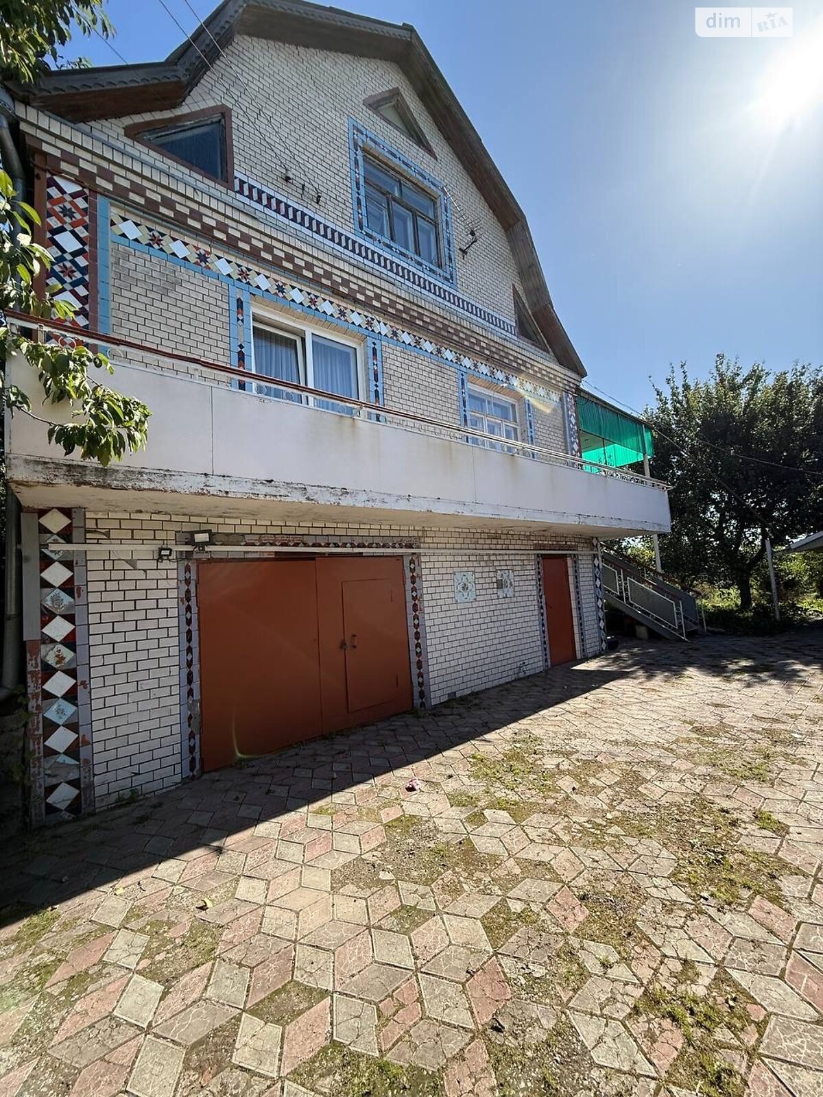одноэтажный дом с гаражом, 110 кв. м, кирпич. Сдается помесячно в Хмельницком, в районе Ружична фото 1