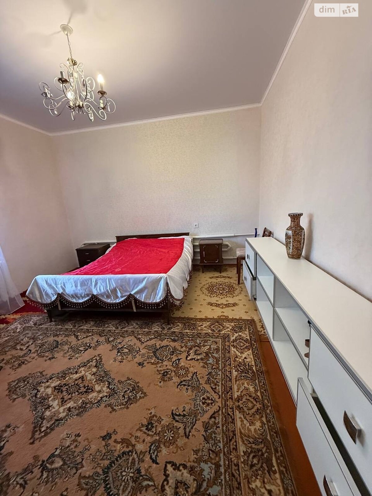 одноэтажный дом с гаражом, 110 кв. м, кирпич. Сдается помесячно в Хмельницком, в районе Ружична фото 1