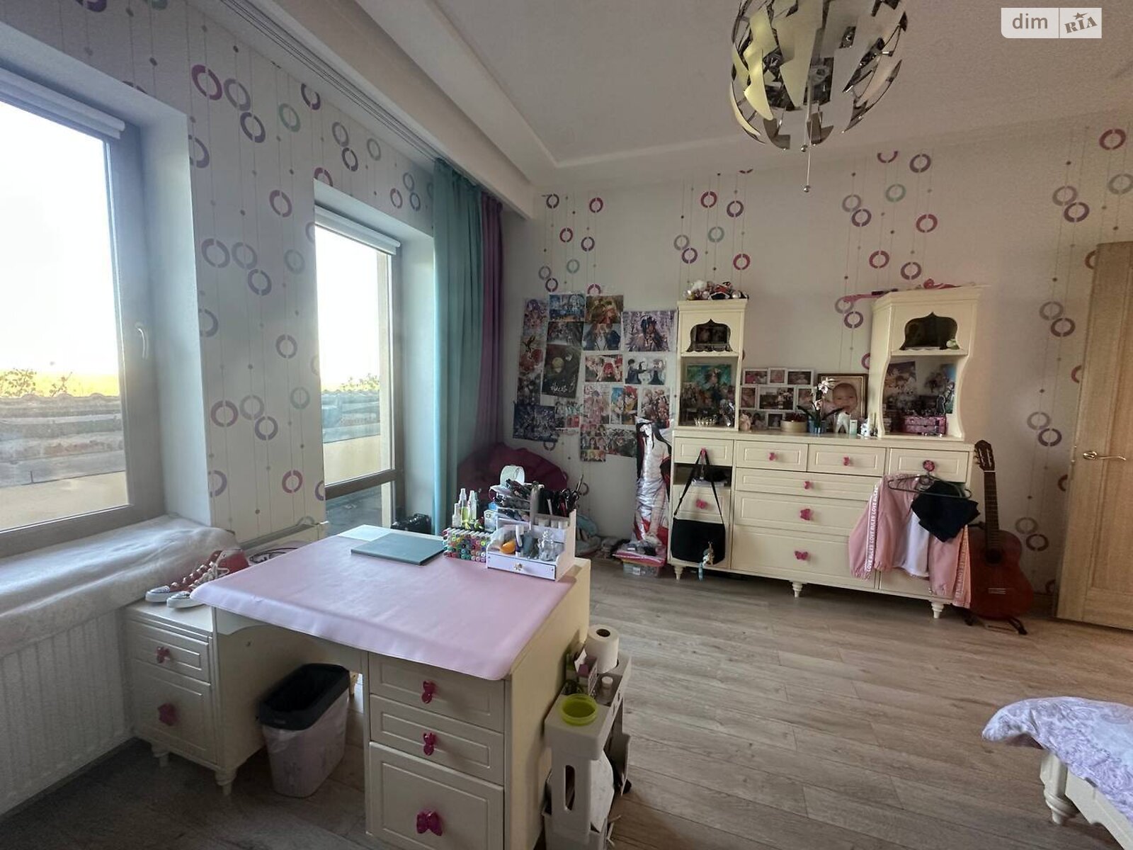 двухэтажный дом с гаражом, 291.7 кв. м, кирпич. Сдается помесячно в Хмельницком, в районе Солнечный фото 1 двухэтажный дом с гаражом, 291.7 кв. м, кирпич. Сдается помесячно в Хмельницком, в районе Солнечный фото 1