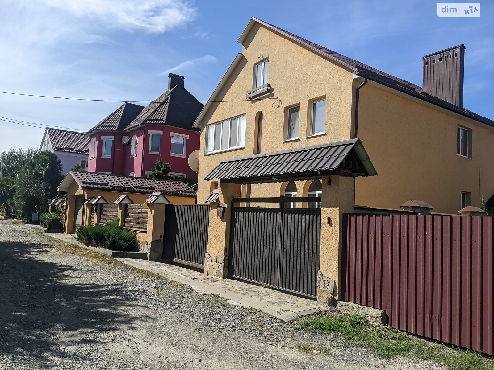 двоповерховий будинок з верандою, 150 кв. м, цегла. Здається помісячно в Хмельницькому, в районі Старий аеродром фото 1 двопроверховий будинок з верандою, 150 кв. м, цегла. Здається помісячно в Хмельницькому, в районі Старий аеродром фото 1