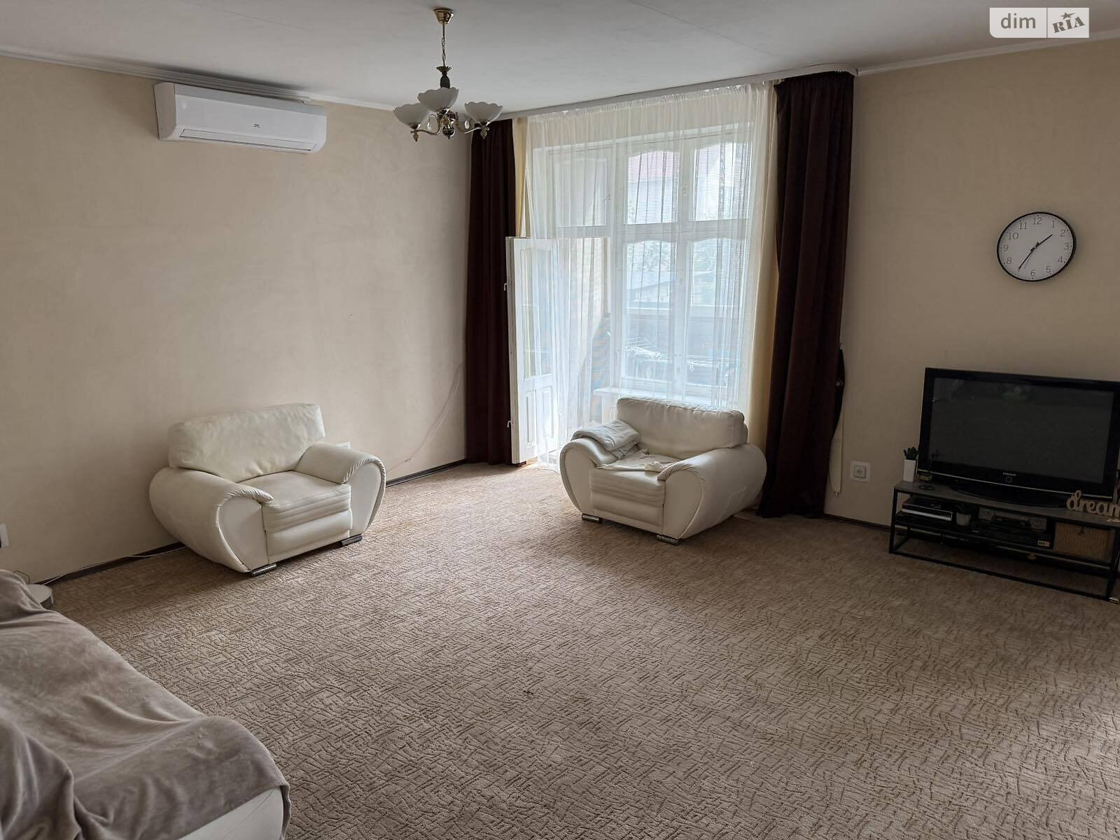 двоповерховий будинок з балконом, 260 кв. м, кирпич. Здається помісячно в Хмельницькому, в районі Старий аеродром фото 1 двопроверховий будинок з балконом, 260 кв. м, кирпич. Здається помісячно в Хмельницькому, в районі Старий аеродром фото 1