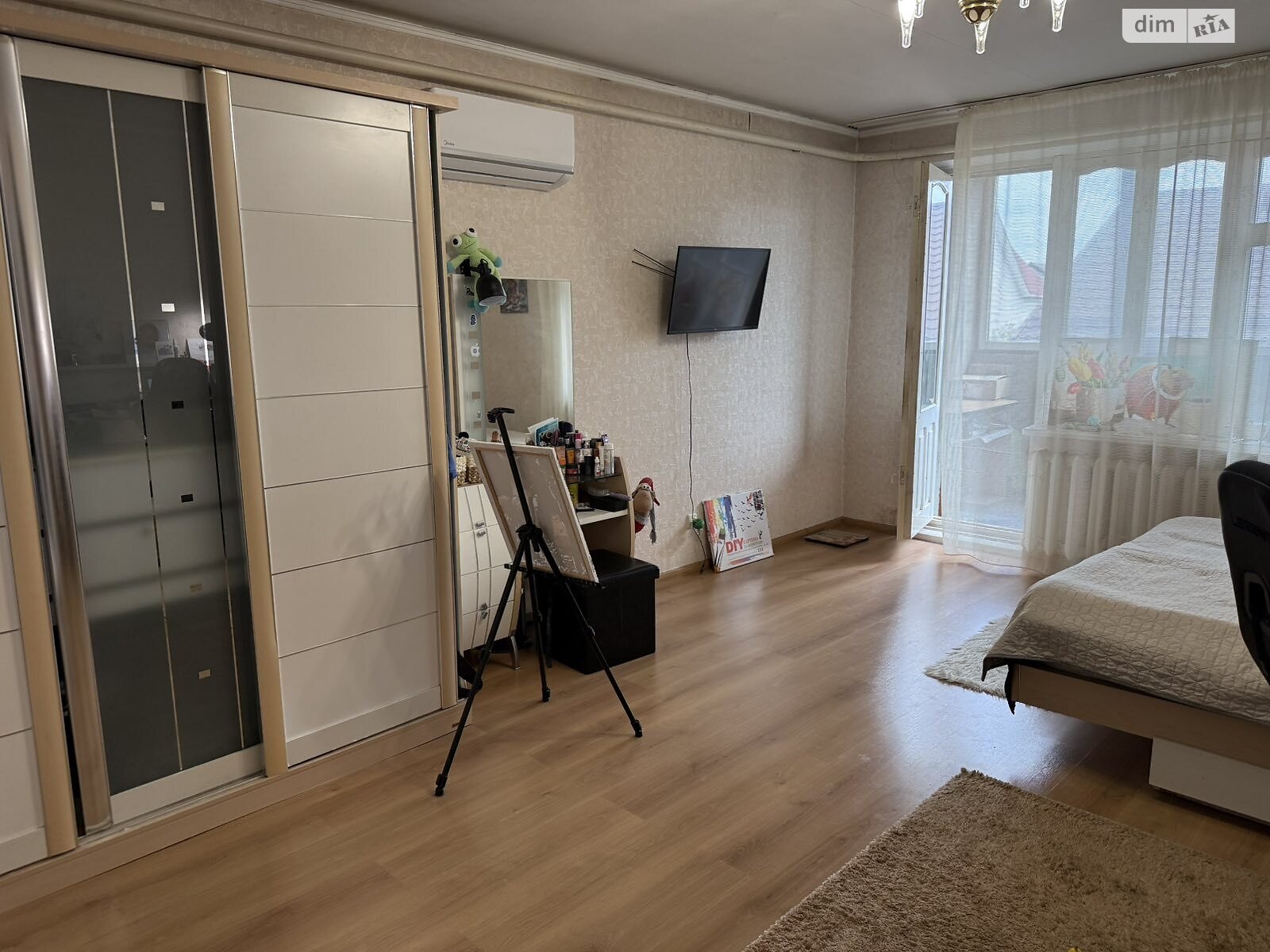 двоповерховий будинок з балконом, 260 кв. м, кирпич. Здається помісячно в Хмельницькому, в районі Старий аеродром фото 1 двопроверховий будинок з балконом, 260 кв. м, кирпич. Здається помісячно в Хмельницькому, в районі Старий аеродром фото 1