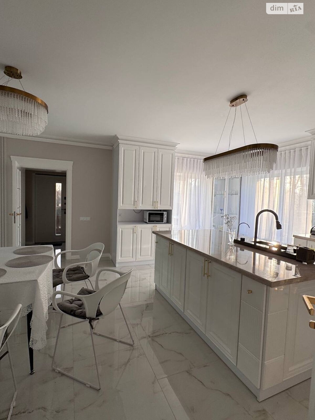 двоповерховий будинок, 200 кв. м, цегла. Здається помісячно в Хмельницькому, в районі Тарабанівка фото 1 двопроверховий будинок, 200 кв. м, цегла. Здається помісячно в Хмельницькому, в районі Тарабанівка фото 1